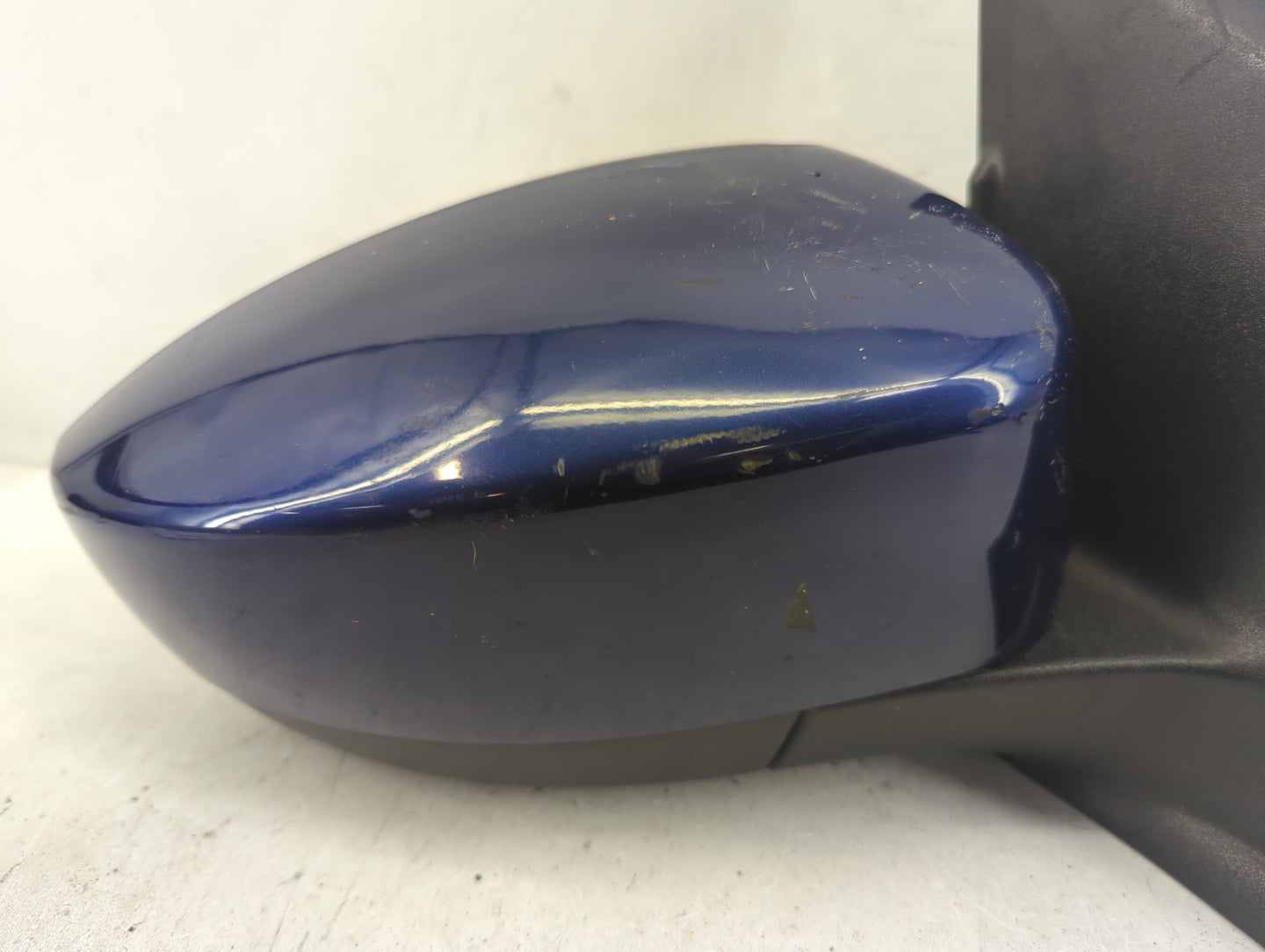 2013-2016 Ford Escape Passenger Side View Mirror - Right Door Mirror OEM Used - Oemusedautoparts1.com