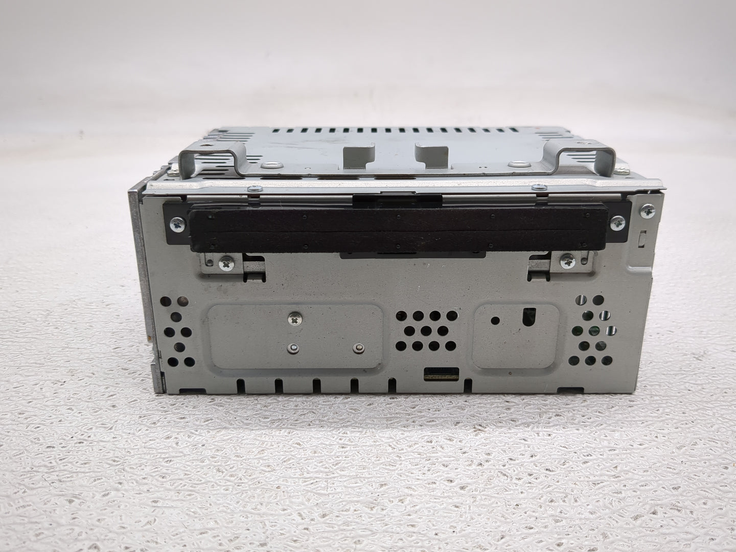 2015-2016 Ford Escape Radio AM FM Cd Player Receiver Replacement P/N:CJ5T-19C107-FB Fits Fits 2015 2016 OEM Used Auto Parts 