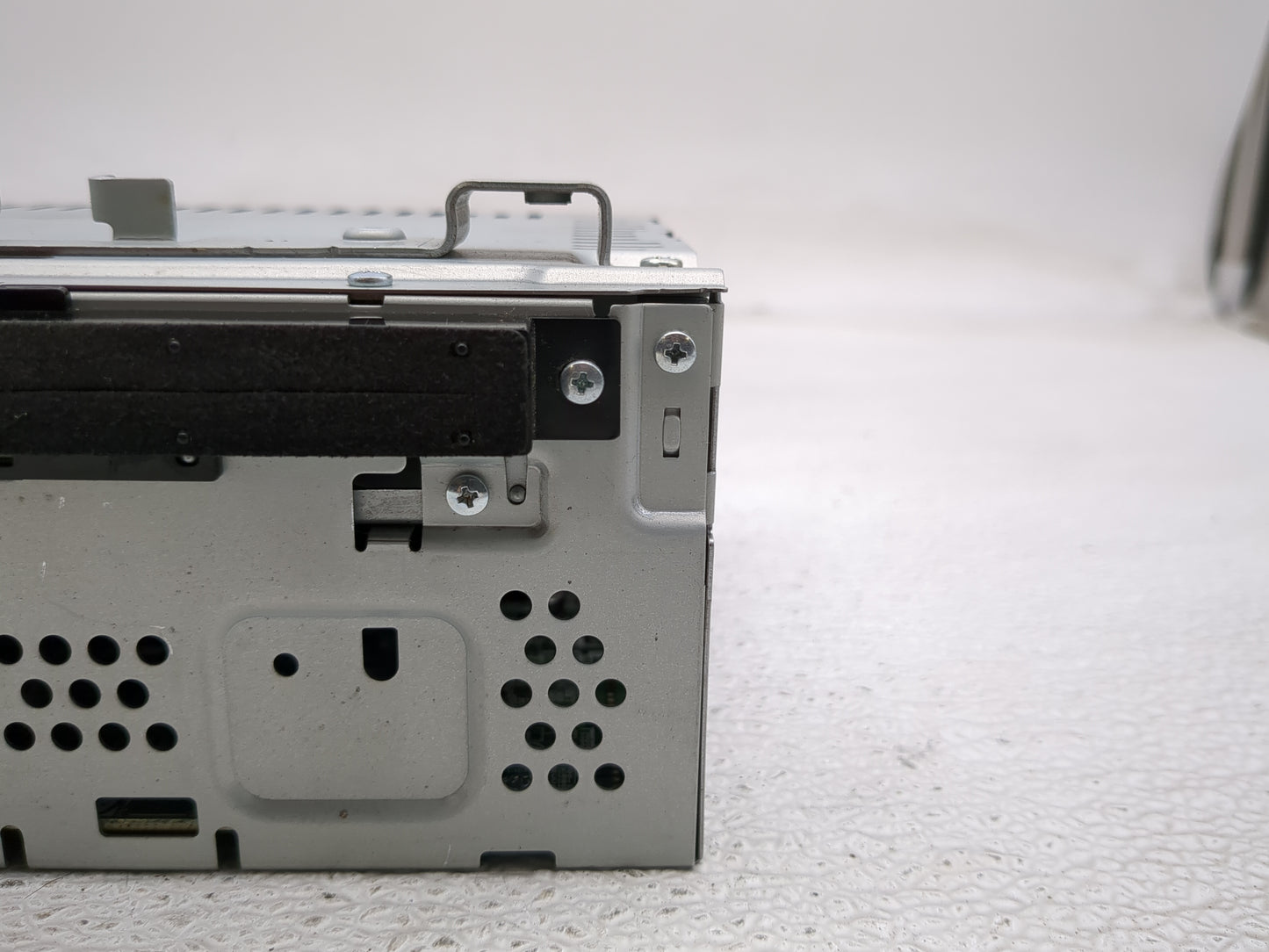 2015-2016 Ford Escape Radio AM FM Cd Player Receiver Replacement P/N:CJ5T-19C107-FB Fits Fits 2015 2016 OEM Used Auto Parts 