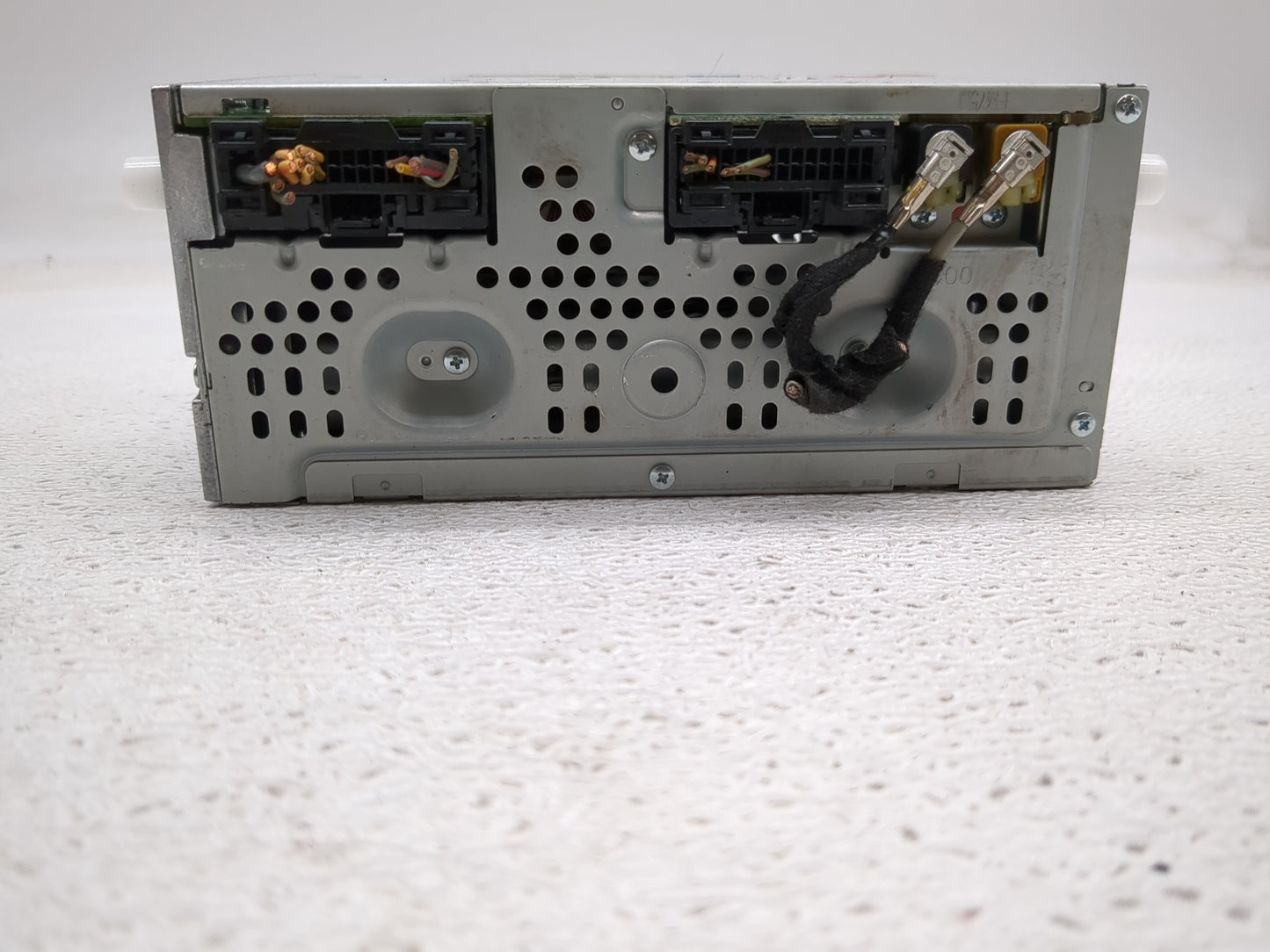 2015-2016 Ford Escape Radio AM FM Cd Player Receiver Replacement P/N:CJ5T-19C107-FB Fits Fits 2015 2016 OEM Used Auto Parts 