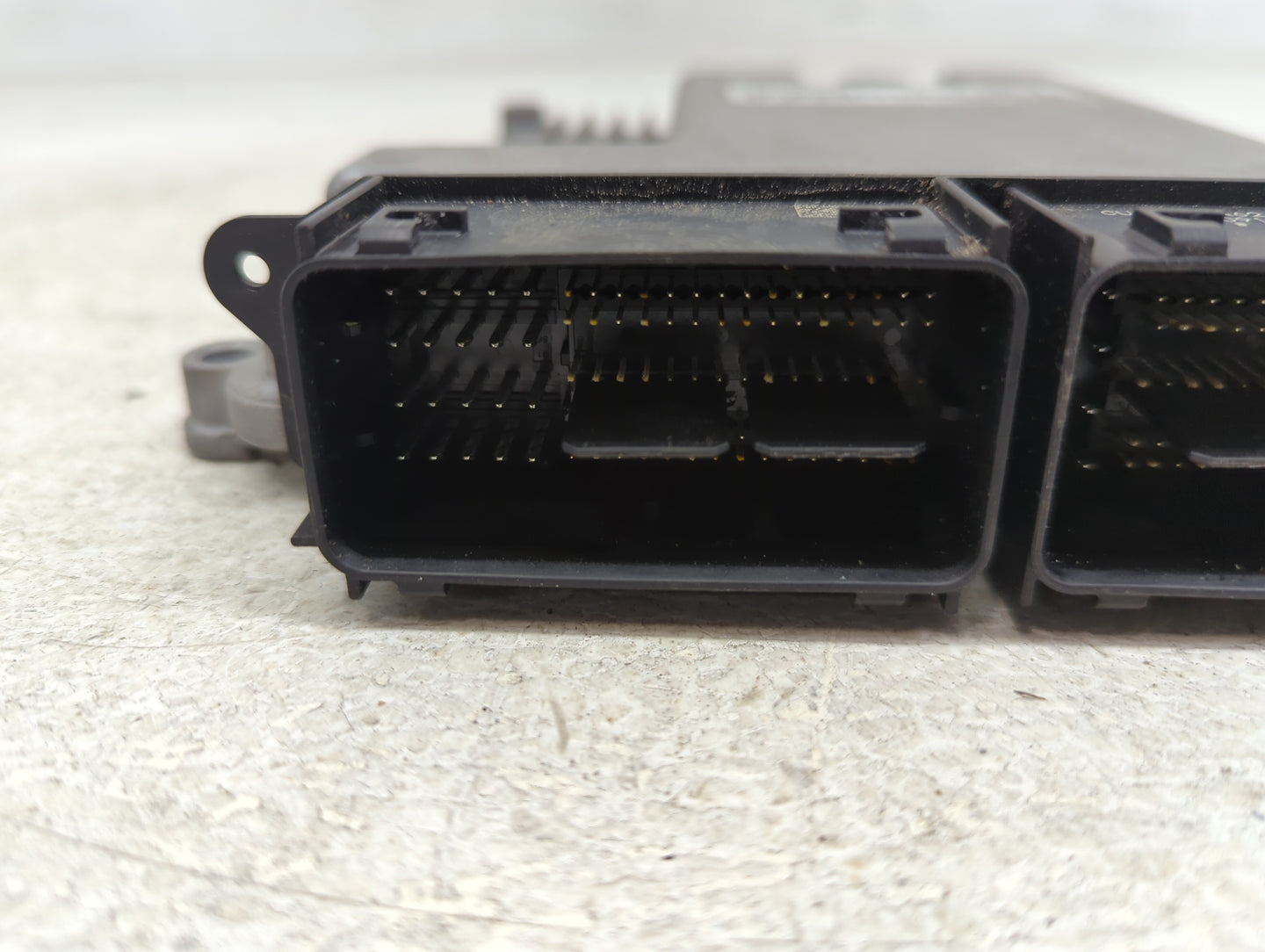 2013-2016 Ford Escape PCM Engine Control Computer ECU ECM PCU OEM P/N:FJ5A-12A650-VB FJ5A-12B684-BA Fits Fits 2013 2014 2015