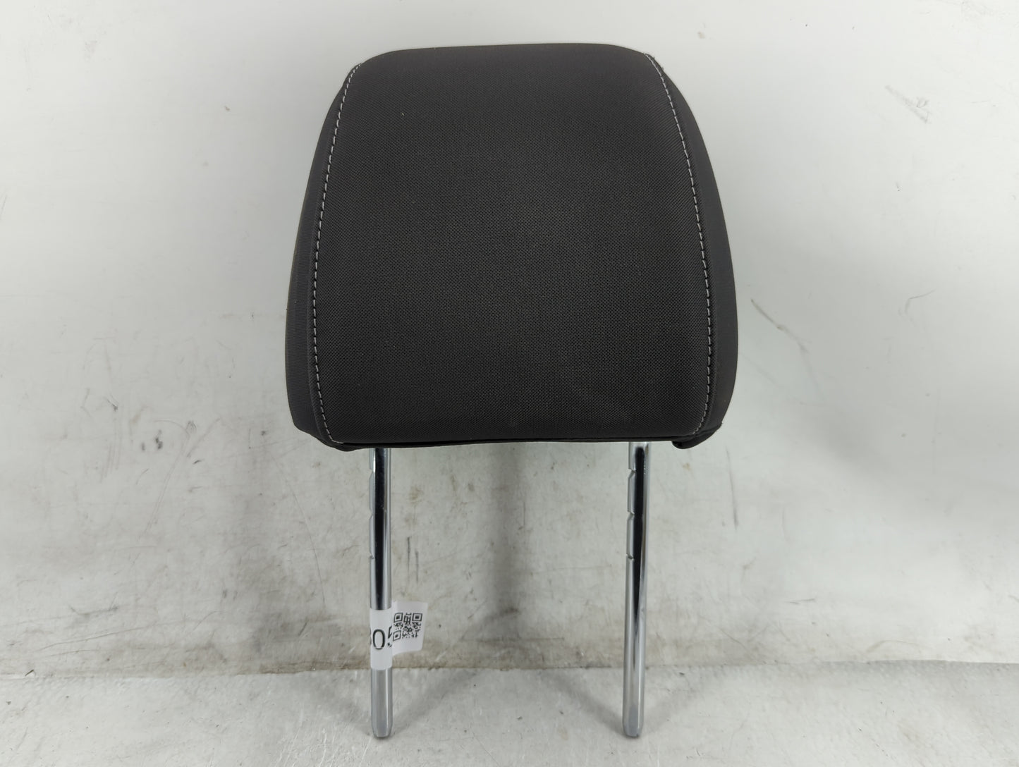 2016-2019 Ford Escape Headrest Head Rest Front Driver Passenger Seat - Oemusedautoparts1.com