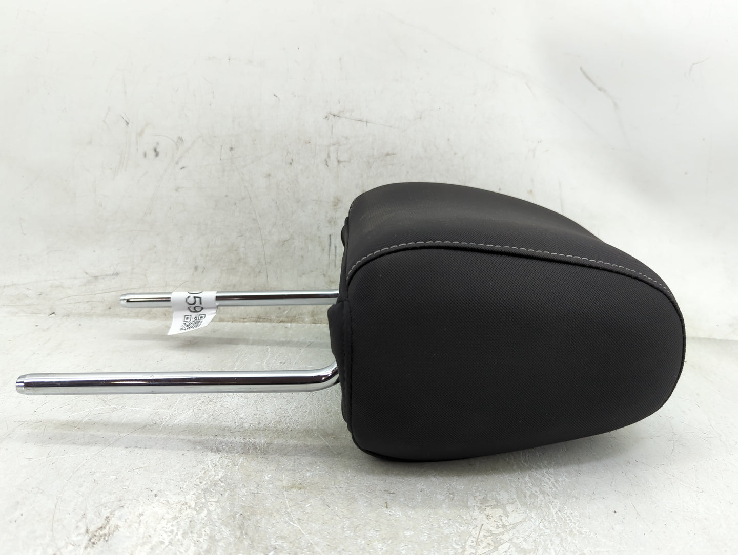 2016-2019 Ford Escape Headrest Head Rest Front Driver Passenger Seat - Oemusedautoparts1.com