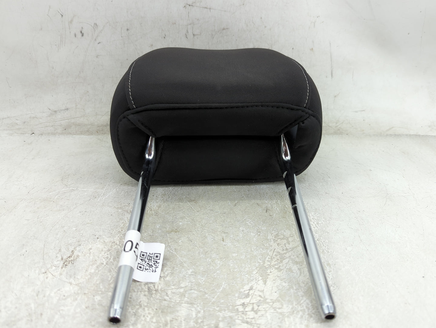 2016-2019 Ford Escape Headrest Head Rest Front Driver Passenger Seat - Oemusedautoparts1.com