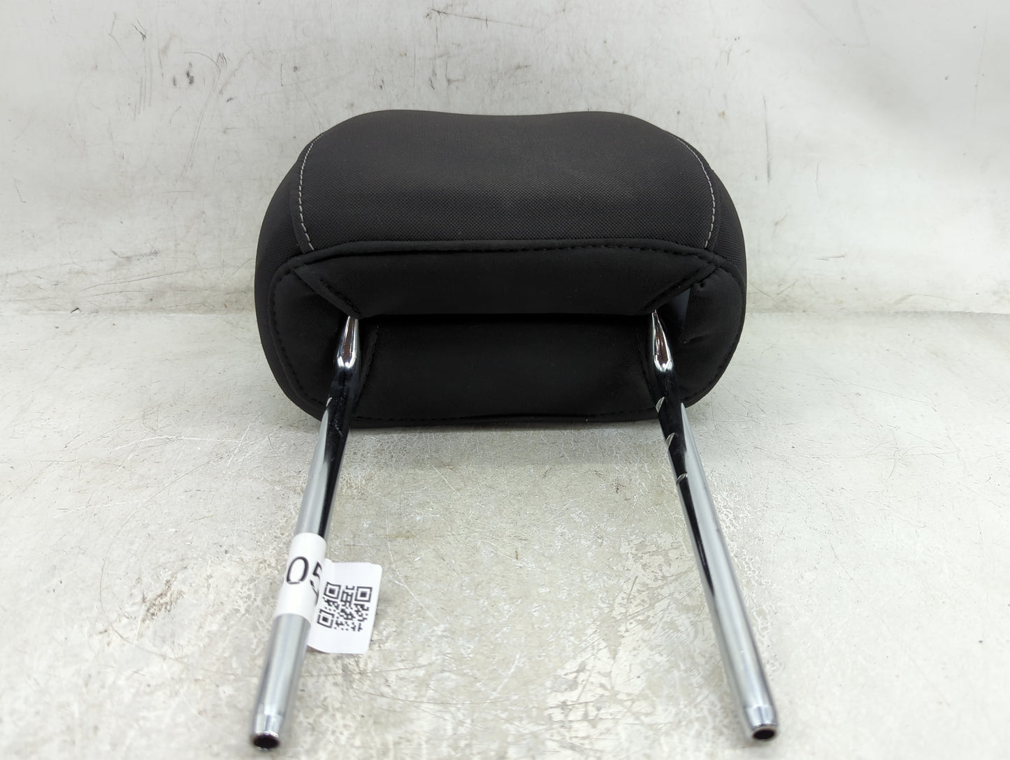 2016-2019 Ford Escape Headrest Head Rest Front Driver Passenger Seat - Oemusedautoparts1.com