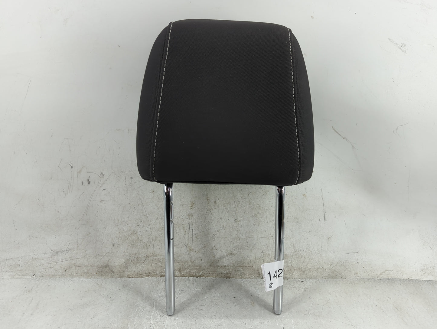 2016-2019 Ford Escape Headrest Head Rest Front Driver Passenger Seat - Oemusedautoparts1.com