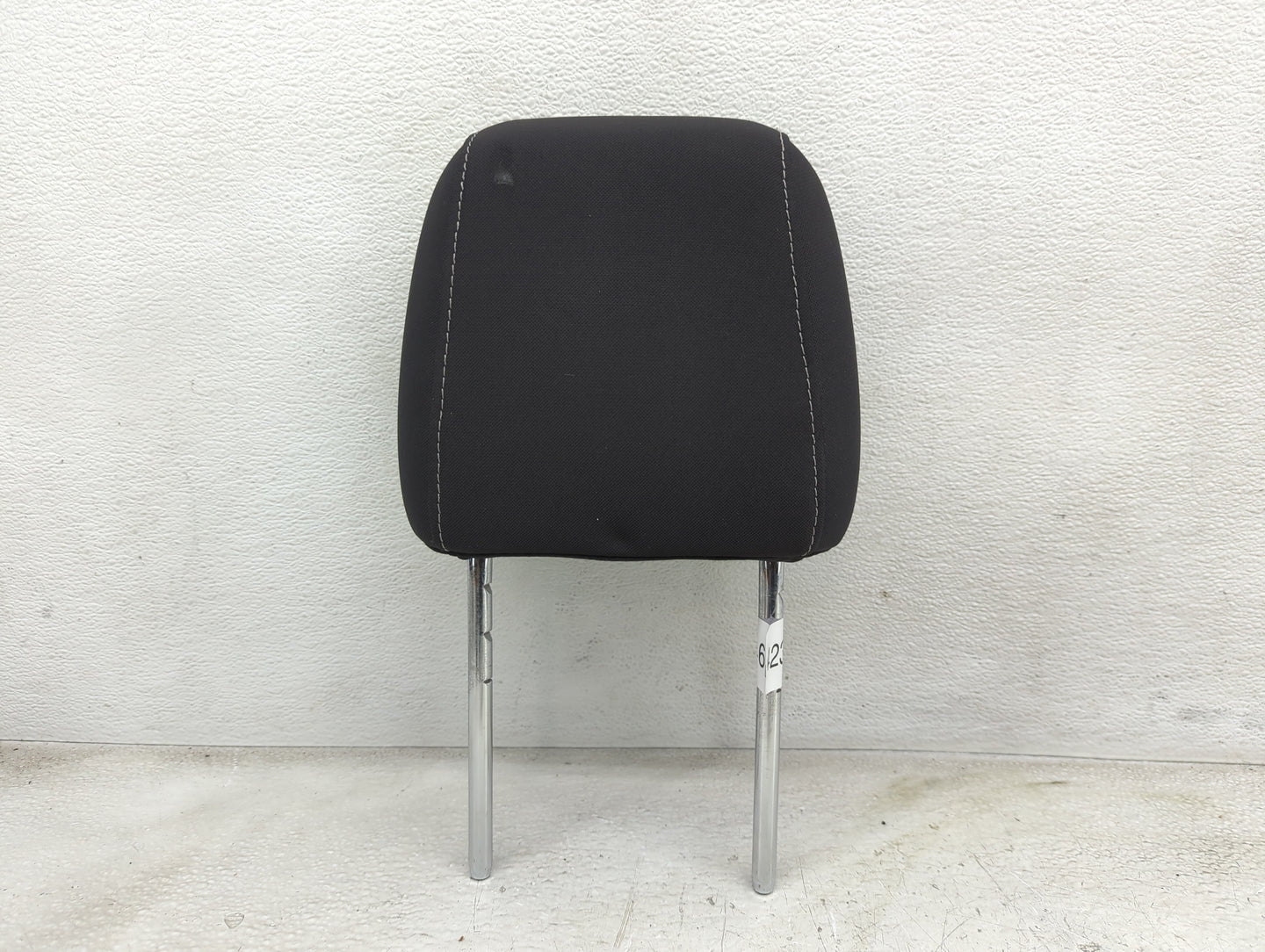 2016-2019 Ford Escape Headrest Head Rest Front Driver Passenger Seat Fits Fits 2016 2017 2018 2019 OEM Used Auto Parts - Oem