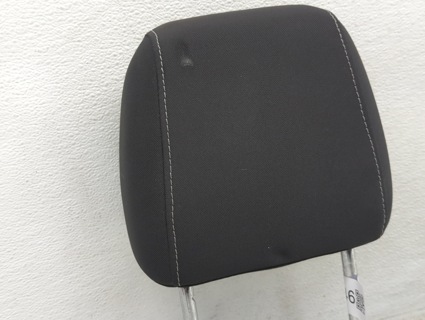 2016-2019 Ford Escape Headrest Head Rest Front Driver Passenger Seat Fits Fits 2016 2017 2018 2019 OEM Used Auto Parts - Oem
