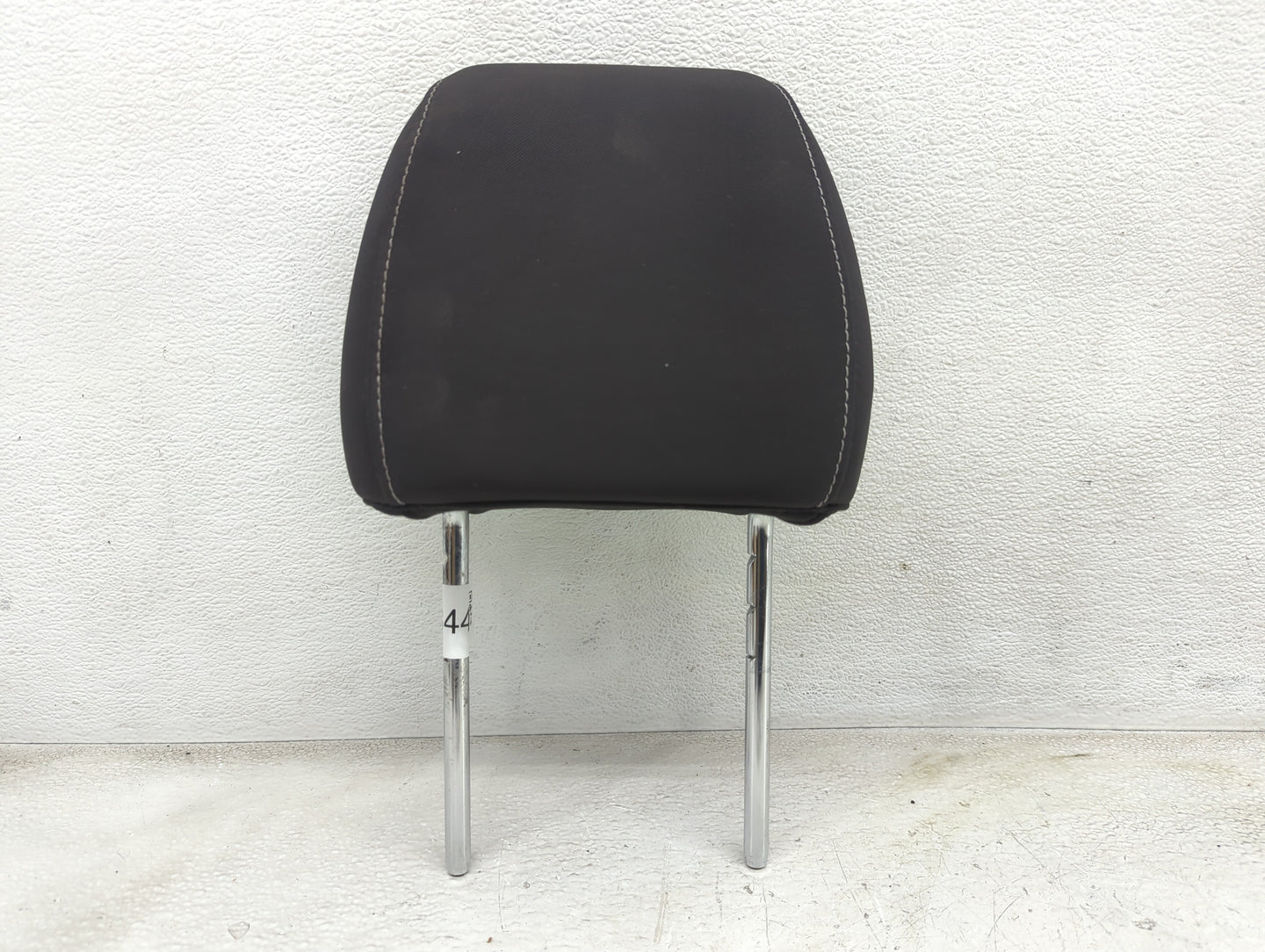 2016-2019 Ford Escape Headrest Head Rest Front Driver Passenger Seat Fits Fits 2016 2017 2018 2019 OEM Used Auto Parts - Oem
