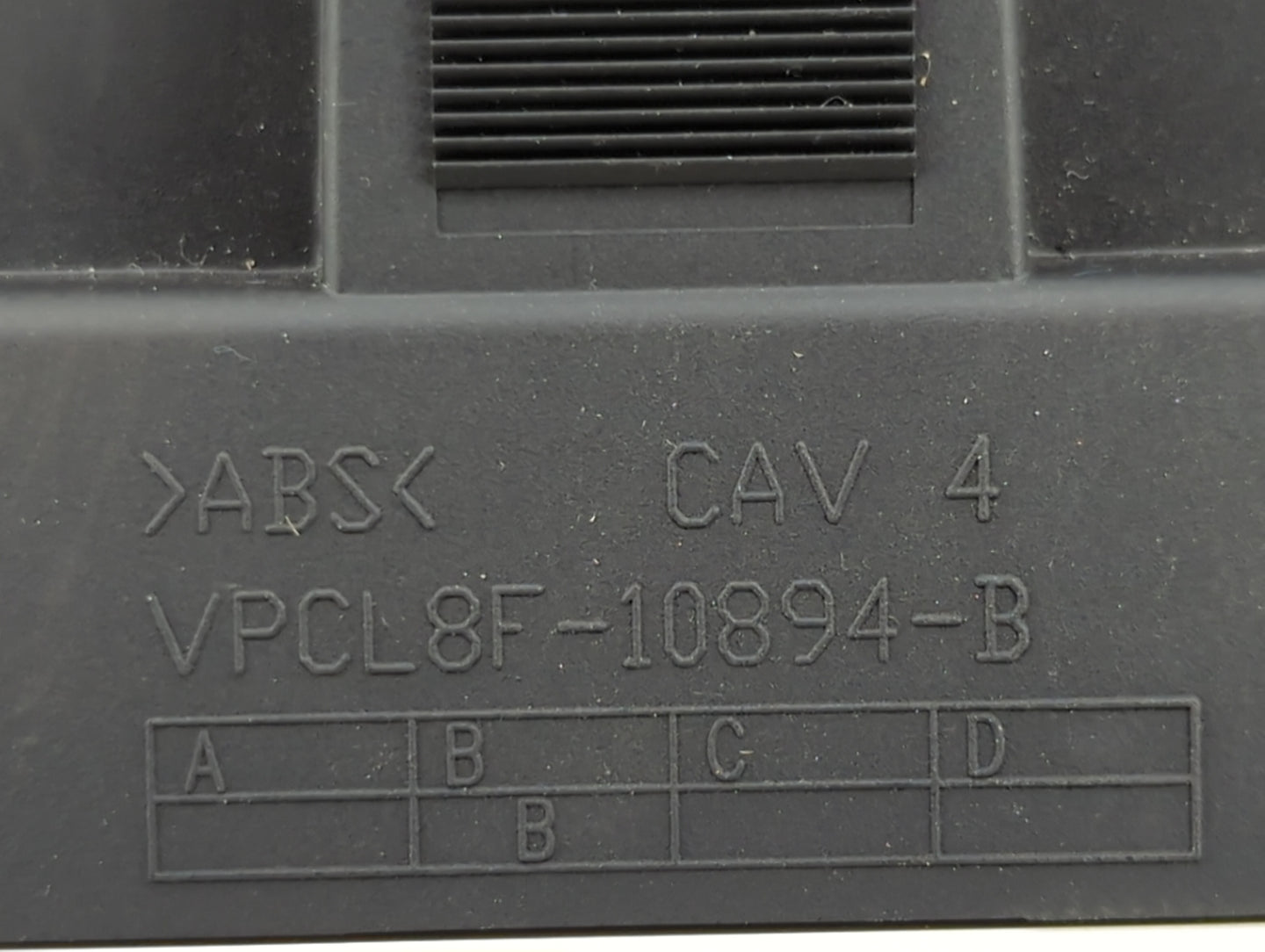 2016 Ford Escape Instrument Cluster Speedometer Gauges P/N:VPCL8F-10894-B Fits OEM Used Auto Parts - Oemusedautoparts1.com