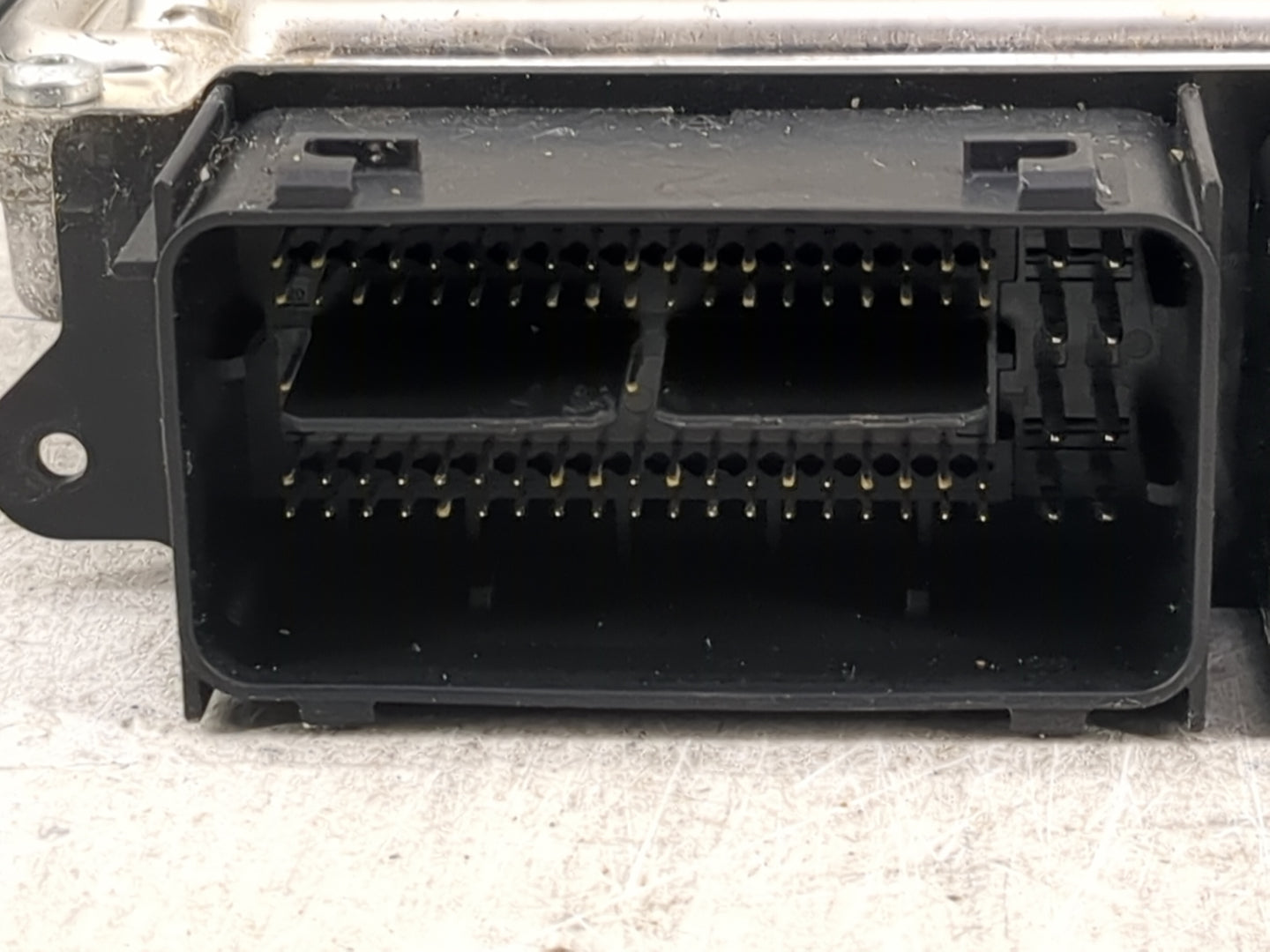 2015-2016 Ford Escape PCM Engine Control Computer ECU ECM PCU OEM P/N:FJ5A-12A650-VB FJ5A-12B684-BA Fits Fits 2015 2016 OEM 