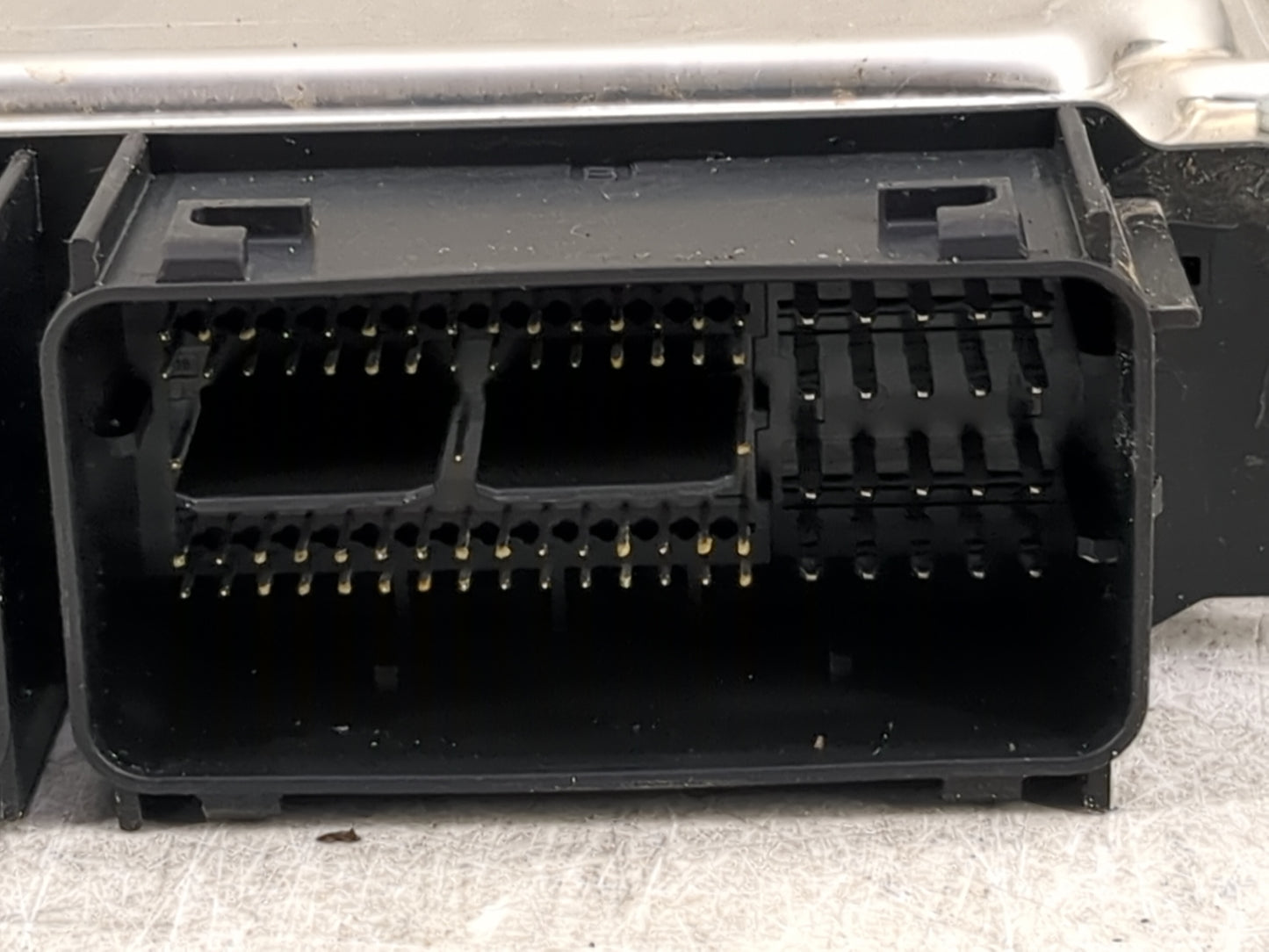 2015-2016 Ford Escape PCM Engine Control Computer ECU ECM PCU OEM P/N:FJ5A-12A650-VB FJ5A-12B684-BA Fits Fits 2015 2016 OEM 