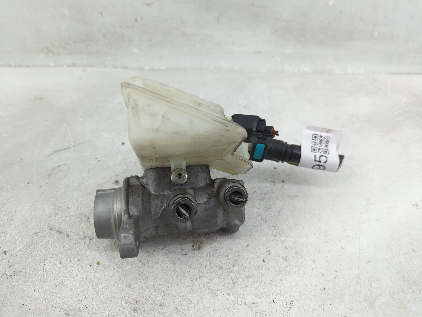 Ford Escape Power Brake Booster Oem 1426995 - Oemusedautoparts1.com