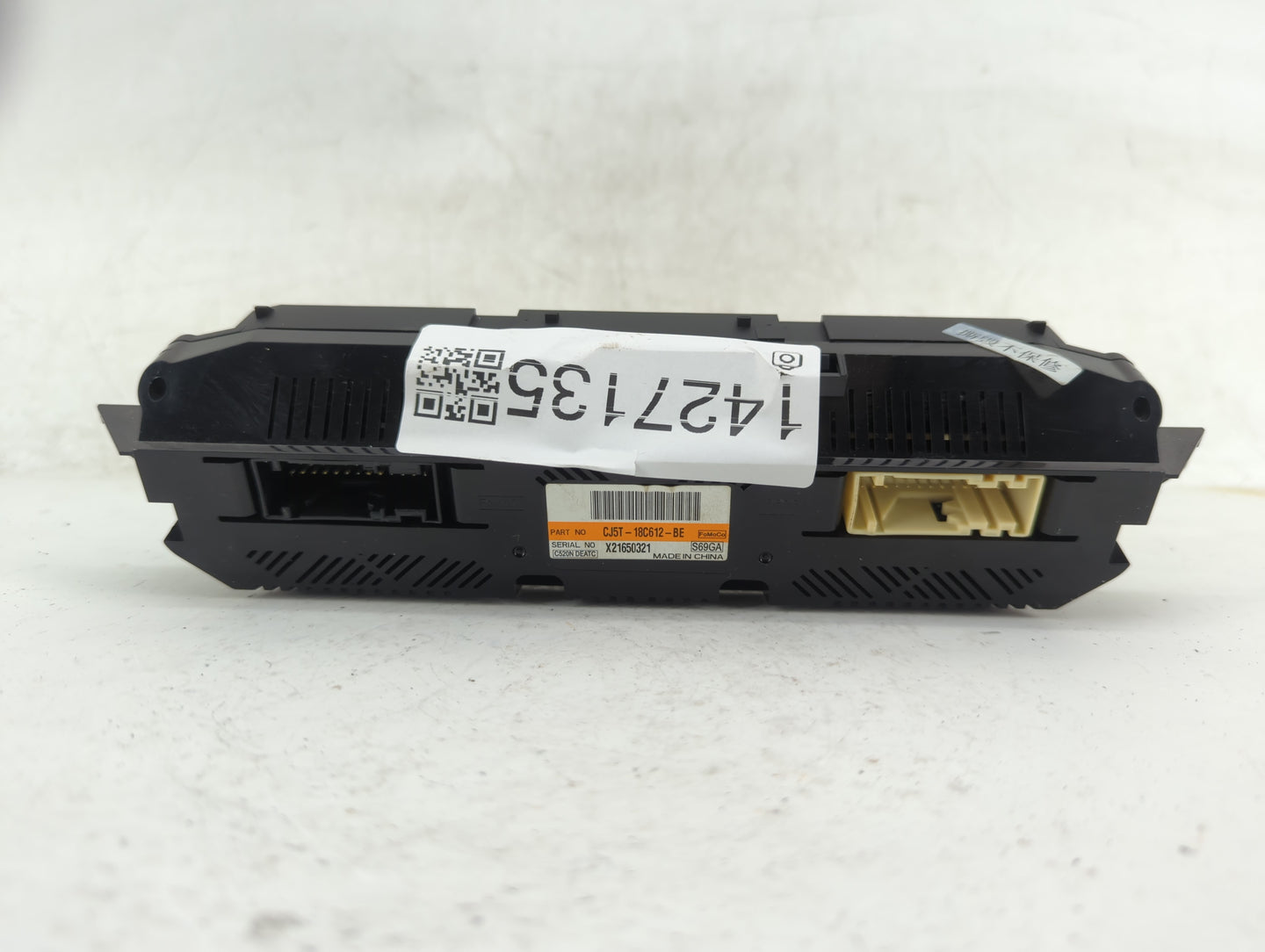 2015-2016 Ford Escape Climate Control Module Temperature AC/Heater Replacement P/N:CJ5T-18C612-BE Fits Fits 2015 2016 OEM Us