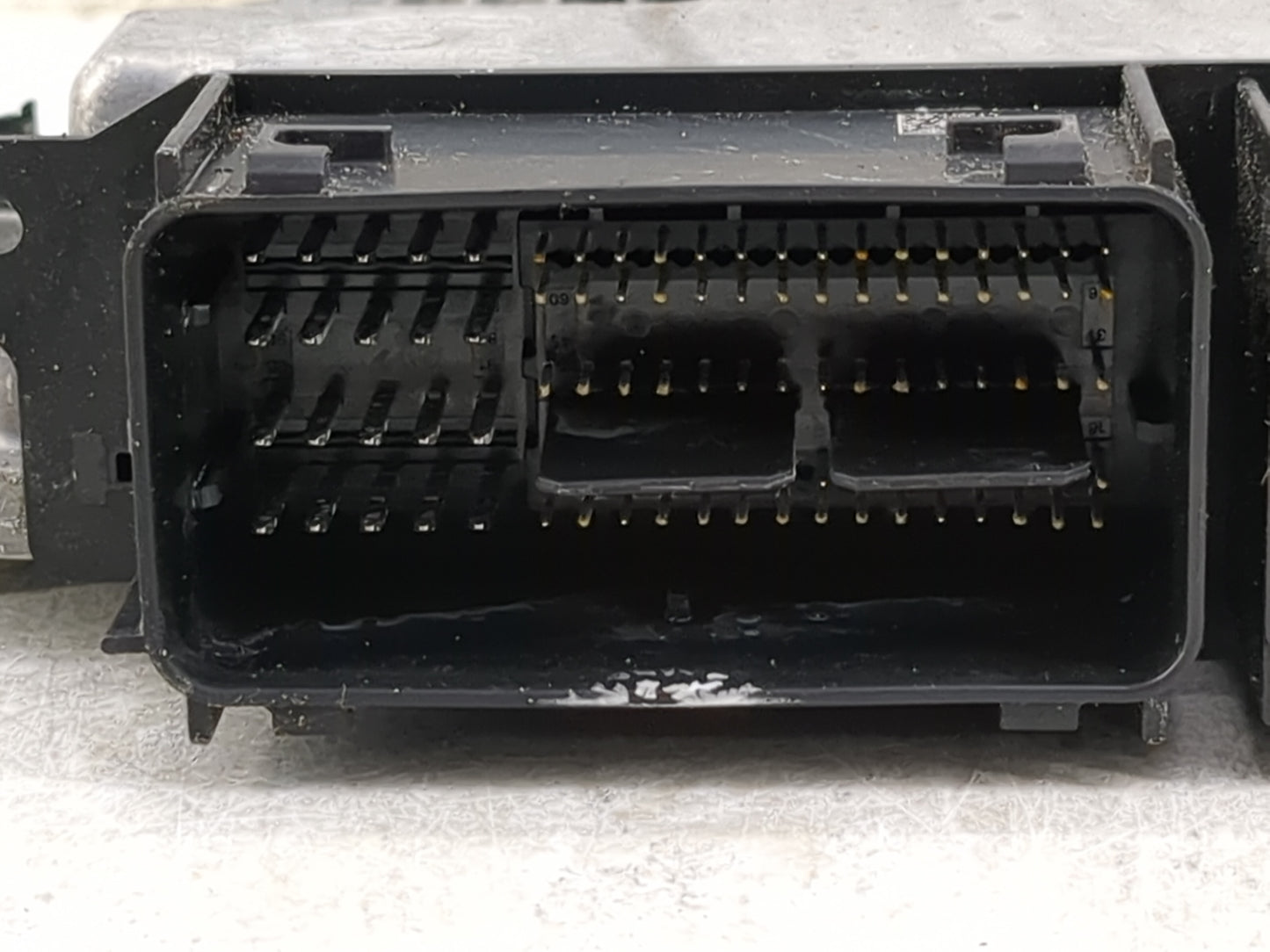 2015-2016 Ford Escape PCM Engine Control Computer ECU ECM PCU OEM P/N:GJ5A-12A650-KB FJ5A-12B684-BA Fits Fits 2015 2016 OEM 