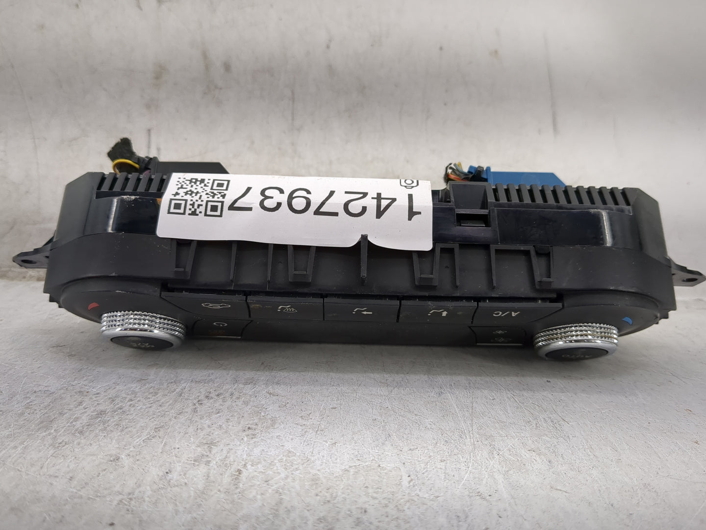2015-2016 Ford Escape Climate Control Module Temperature AC/Heater Replacement P/N:CJ5T-18C612-BE Fits Fits 2015 2016 OEM Us