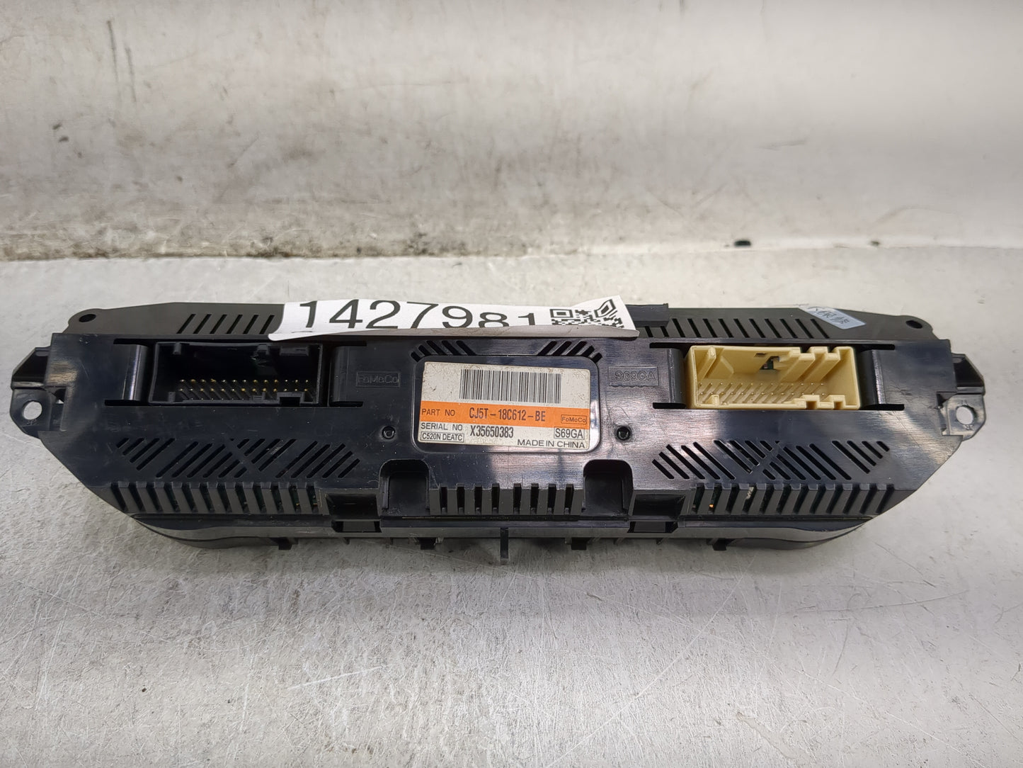 2015-2016 Ford Escape Climate Control Module Temperature AC/Heater Replacement P/N:CJ5T-18C612-BE Fits Fits 2015 2016 OEM Us