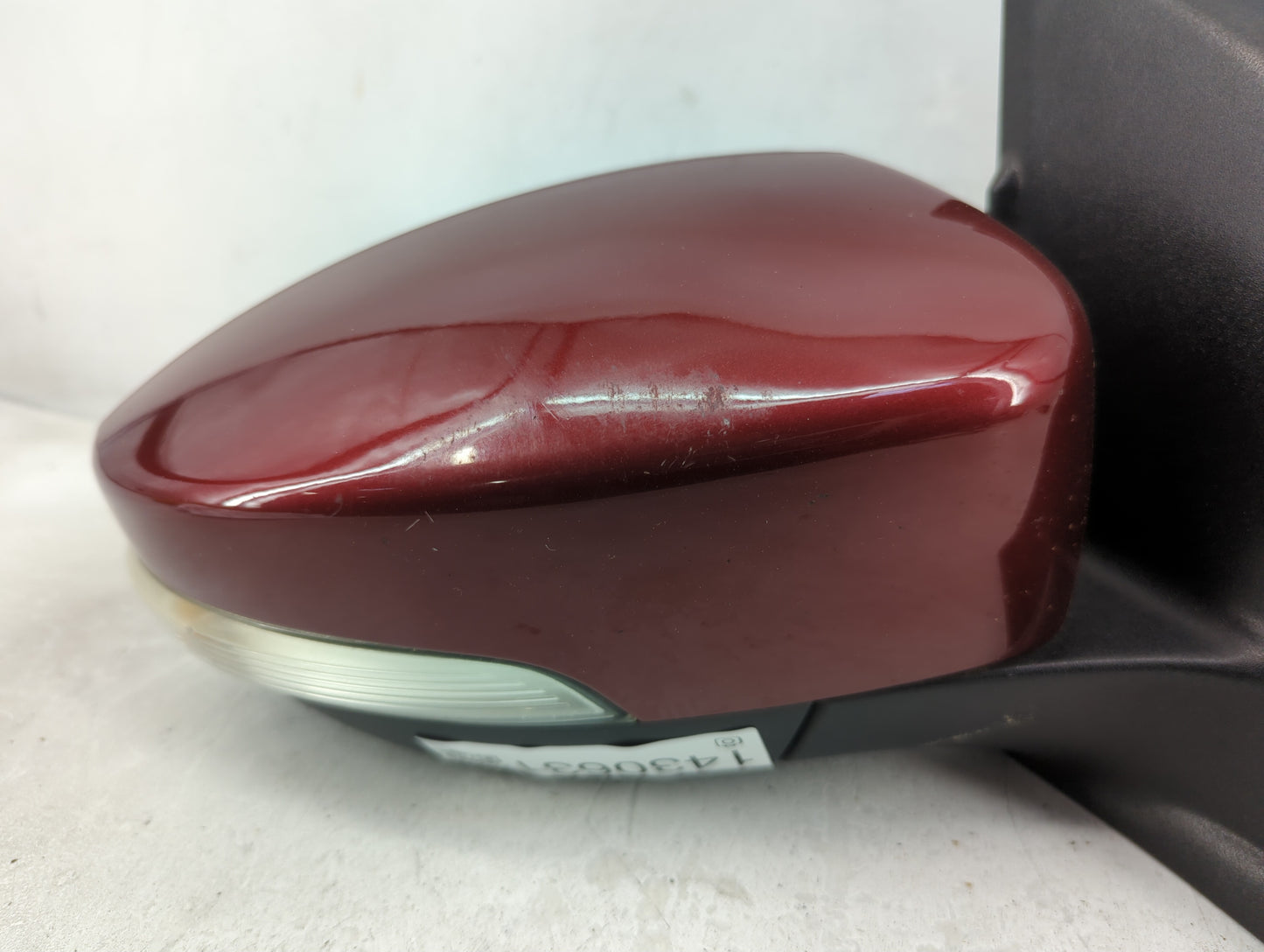 2013-2016 Ford Escape Passenger Side View Mirror - Right Door Mirror OEM Used - Oemusedautoparts1.com