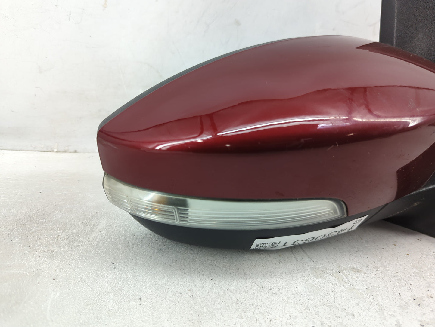 2013-2016 Ford Escape Passenger Side View Mirror - Right Door Mirror OEM Used - Oemusedautoparts1.com
