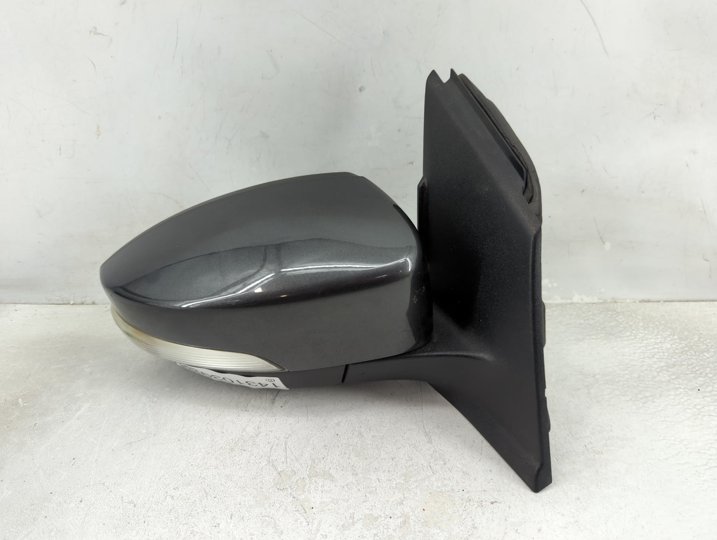 2013-2016 Ford Escape Passenger Side View Mirror - Right Door Mirror OEM Used - Oemusedautoparts1.com