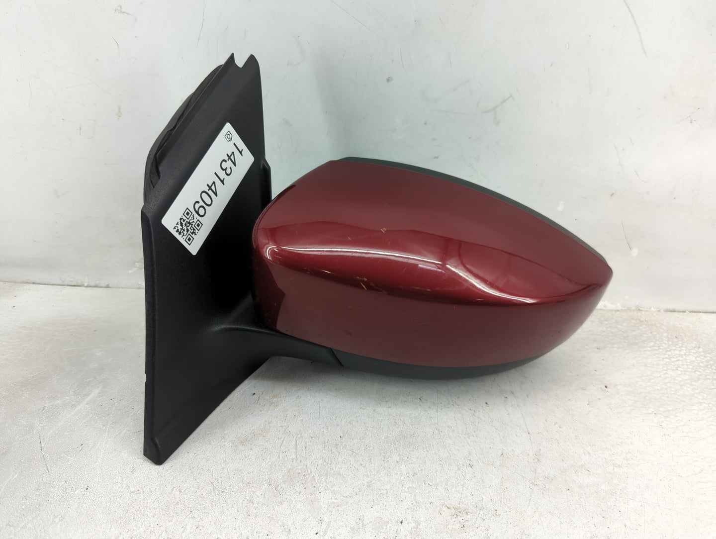 2013-2016 Ford Escape Driver Side View Mirror - Left Door Mirror OEM Used - Oemusedautoparts1.com