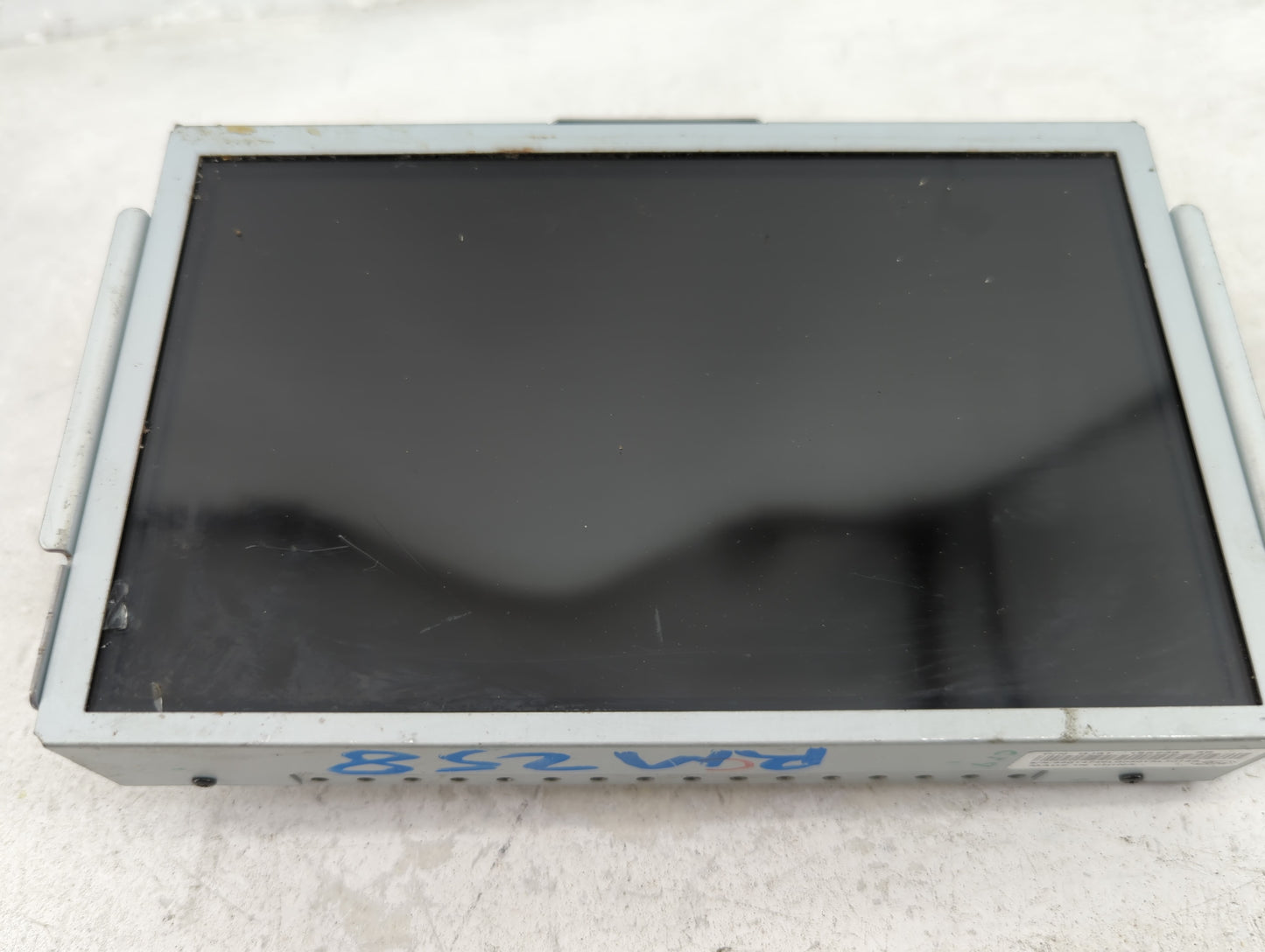 2016-2019 Ford Escape Information Display Screen - Oemusedautoparts1.com