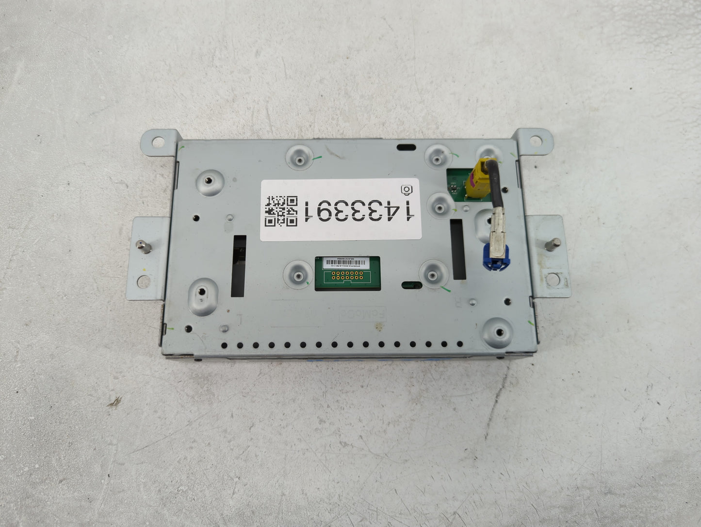 2016-2019 Ford Escape Information Display Screen - Oemusedautoparts1.com