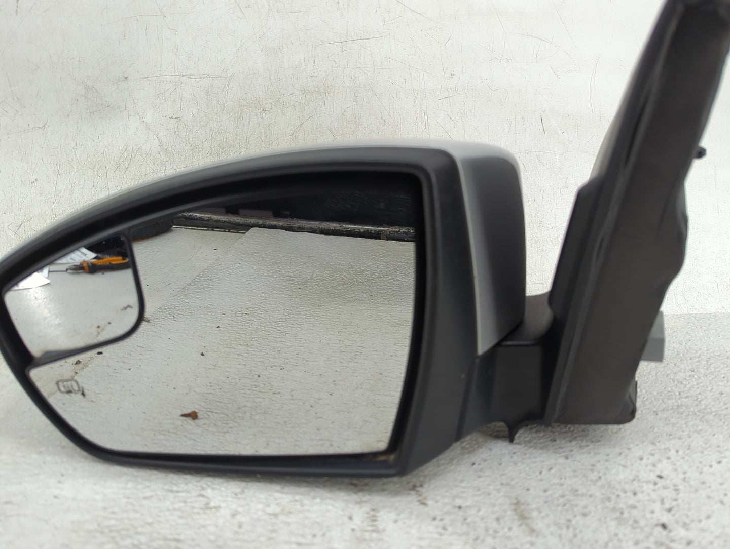 2013-2016 Ford Escape Driver Side View Mirror - Left Door Mirror OEM Used - Oemusedautoparts1.com