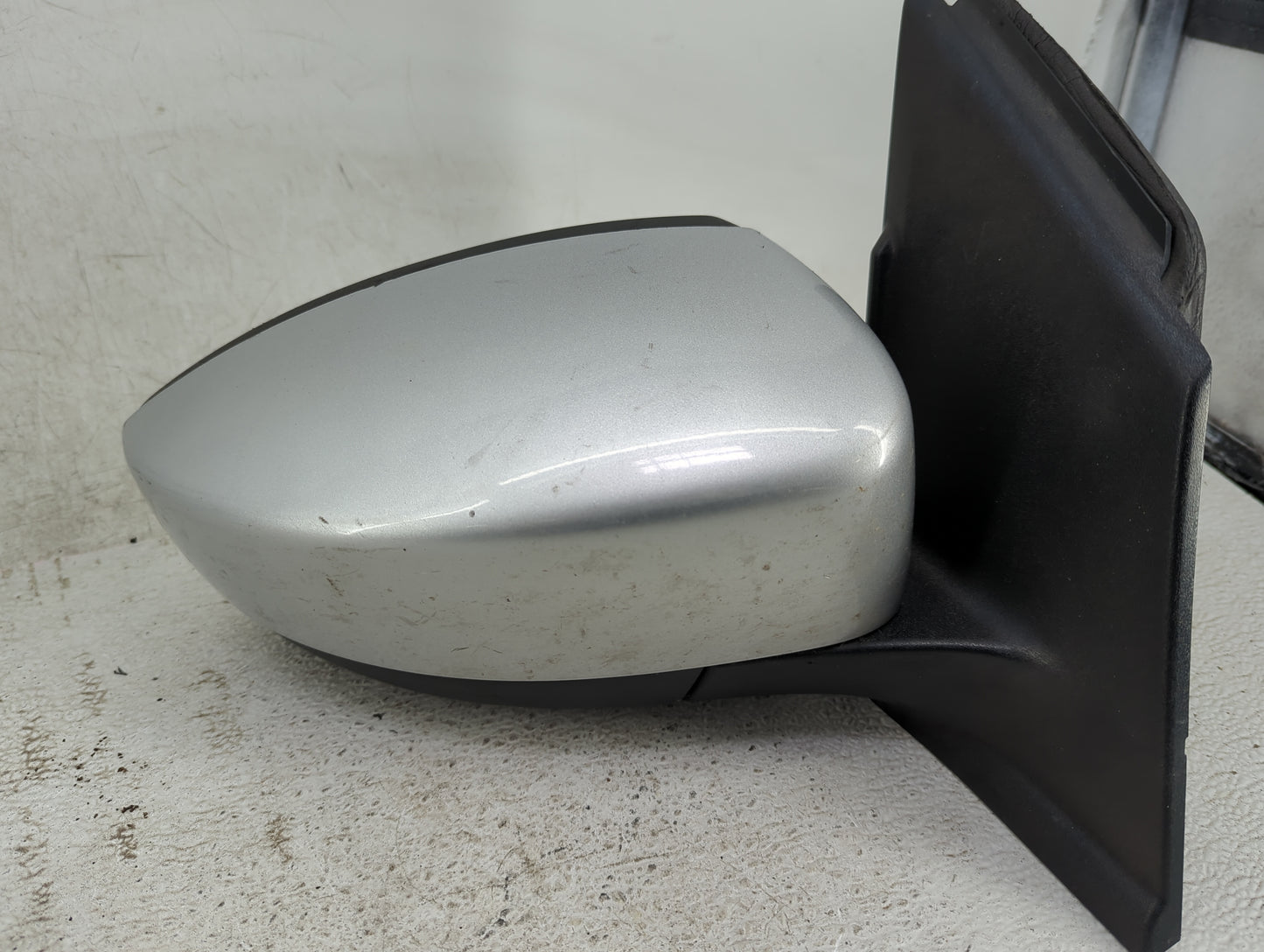 2013-2016 Ford Escape Passenger Side View Mirror - Right Door Mirror OEM Used - Oemusedautoparts1.com