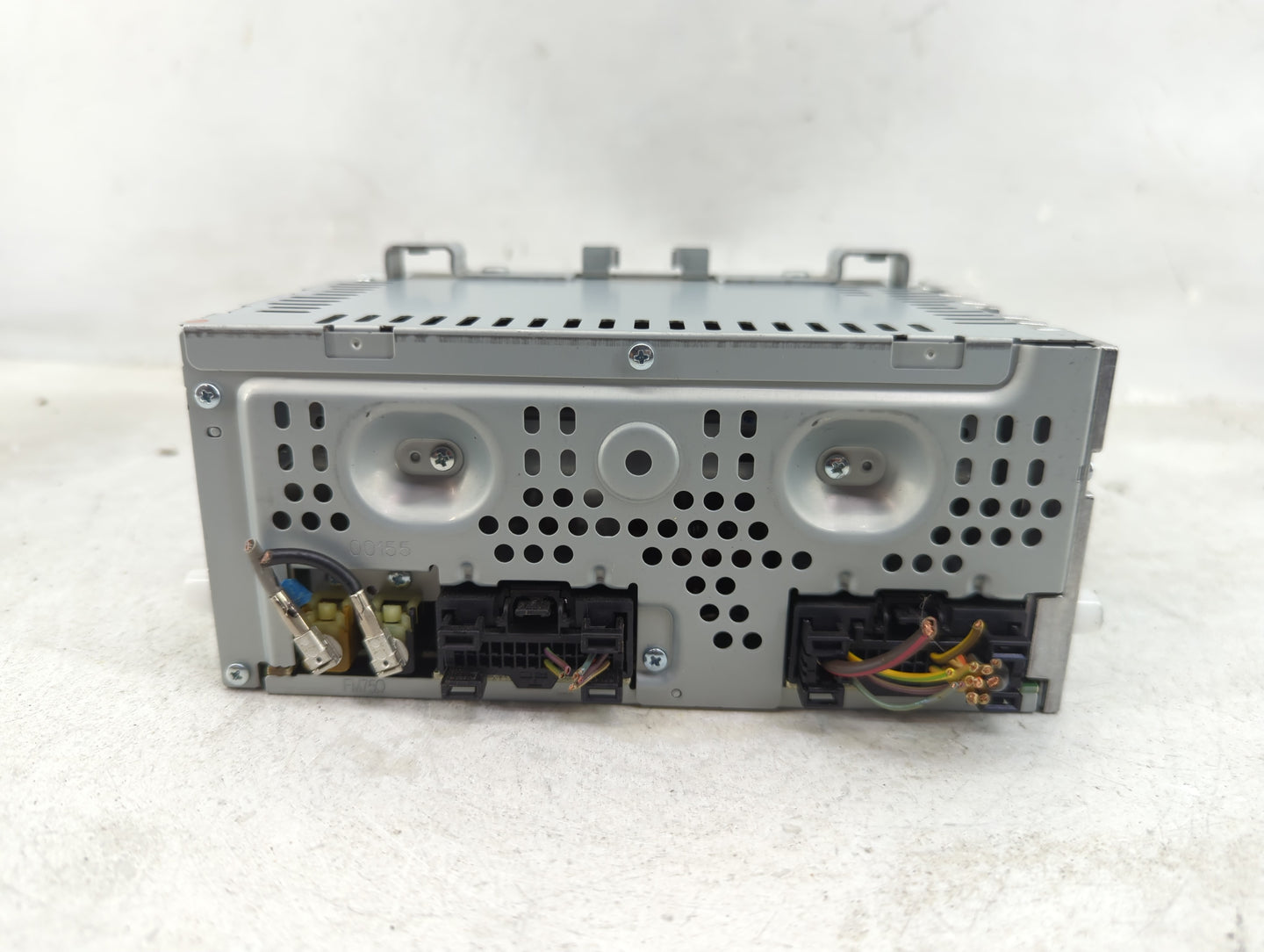 2015-2016 Ford Escape Radio AM FM Cd Player Receiver Replacement P/N:CQ-FJ12E0UME Fits Fits 2015 2016 OEM Used Auto Parts - 