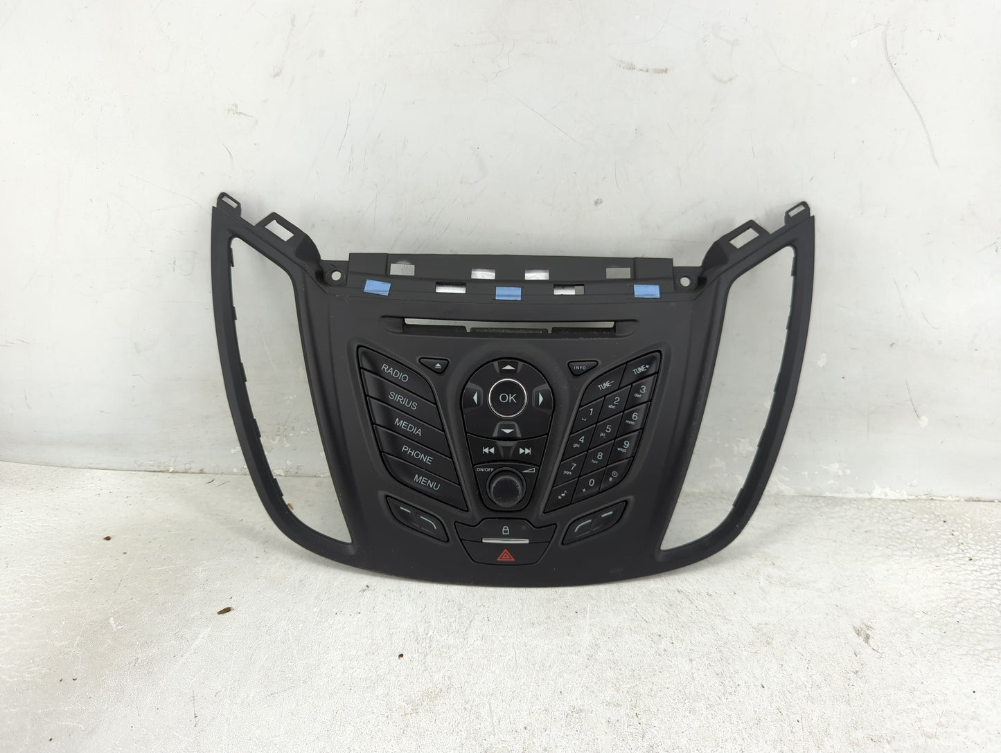 2013-2016 Ford Escape Radio AM FM Cd Player Receiver Replacement P/N:DJ5T18K811GA Fits Fits 2013 2014 2015 2016 OEM Used Aut