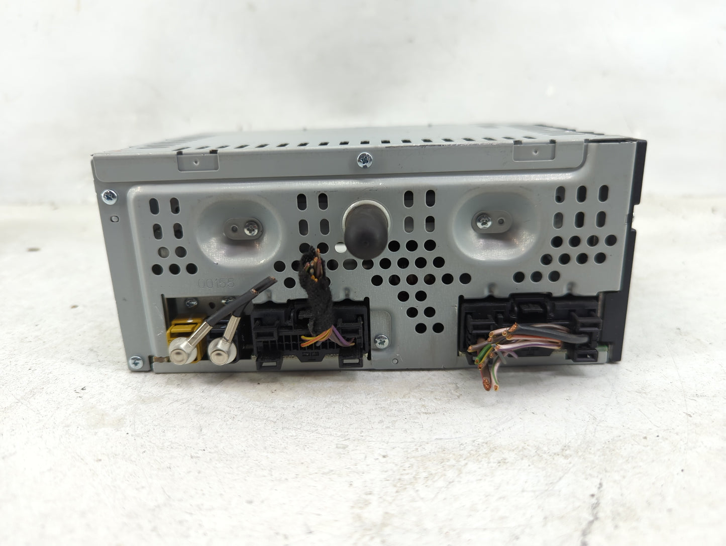 2015-2016 Ford Escape Radio AM FM Cd Player Receiver Replacement P/N:CQ-FJ12E2UME Fits Fits 2015 2016 OEM Used Auto Parts - 