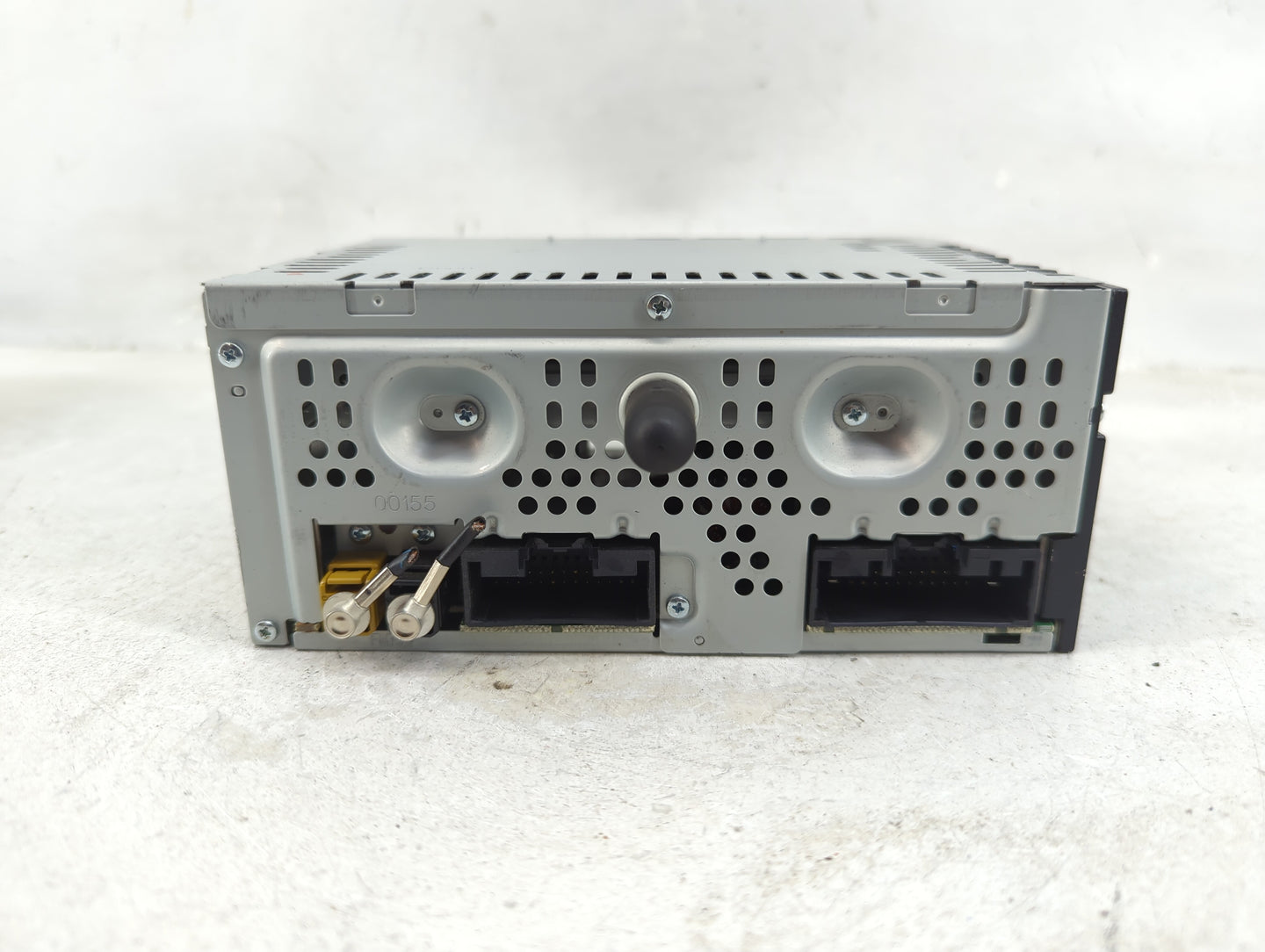 2015-2016 Ford Escape Radio AM FM Cd Player Receiver Replacement P/N:CQ-FJ12E2UME Fits Fits 2015 2016 OEM Used Auto Parts - 