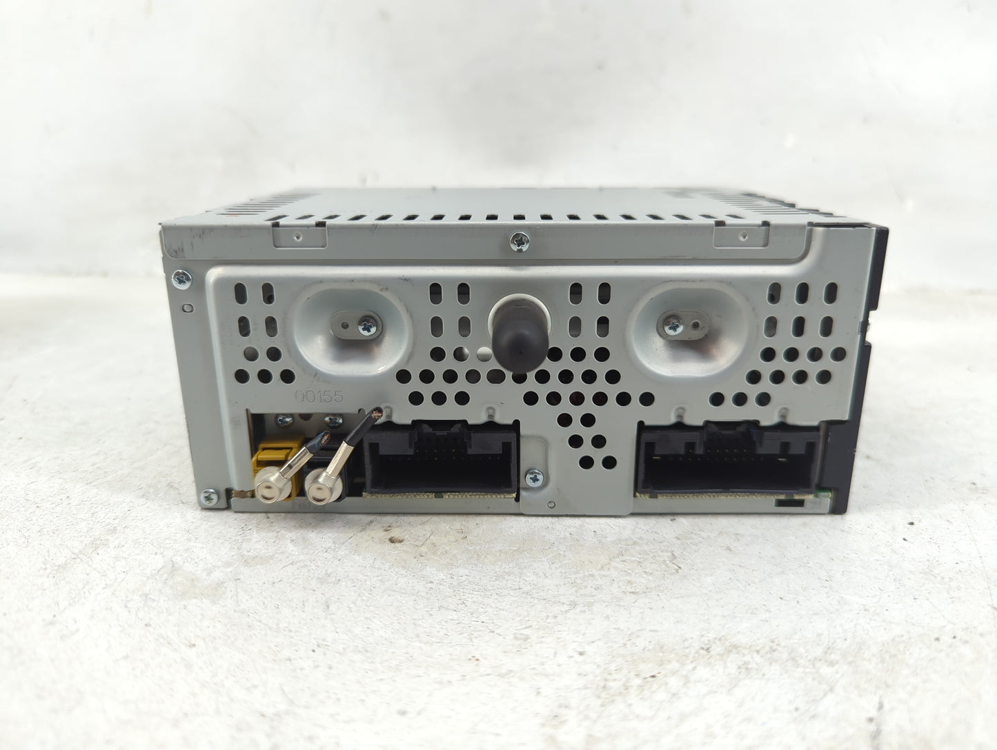 2015-2016 Ford Escape Radio AM FM Cd Player Receiver Replacement P/N:CQ-FJ12E2UME Fits Fits 2015 2016 OEM Used Auto Parts - 