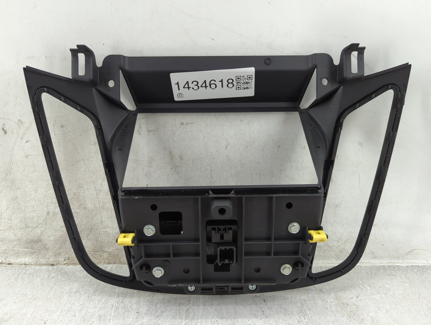 2013-2016 Ford Escape Radio Control Panel Black - Oemusedautoparts1.com