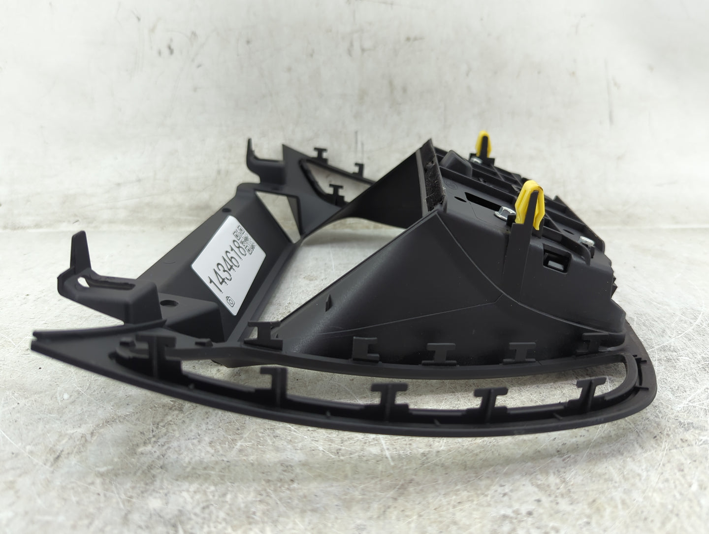 2013-2016 Ford Escape Radio Control Panel Black - Oemusedautoparts1.com