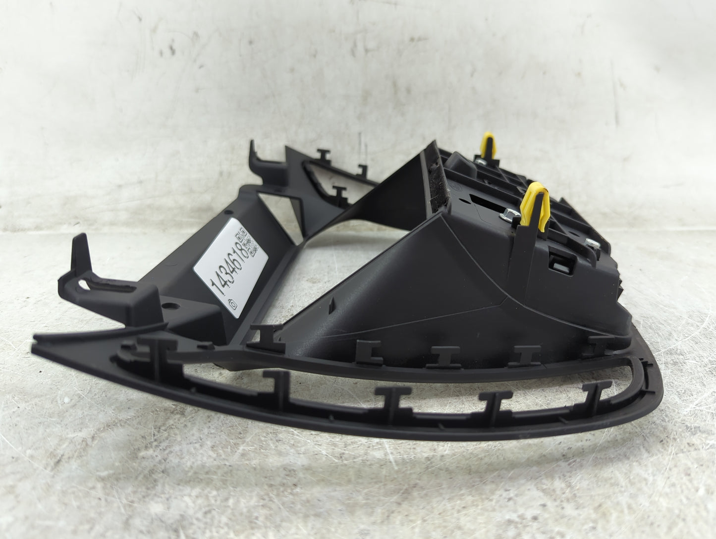 2013-2016 Ford Escape Radio Control Panel Black - Oemusedautoparts1.com