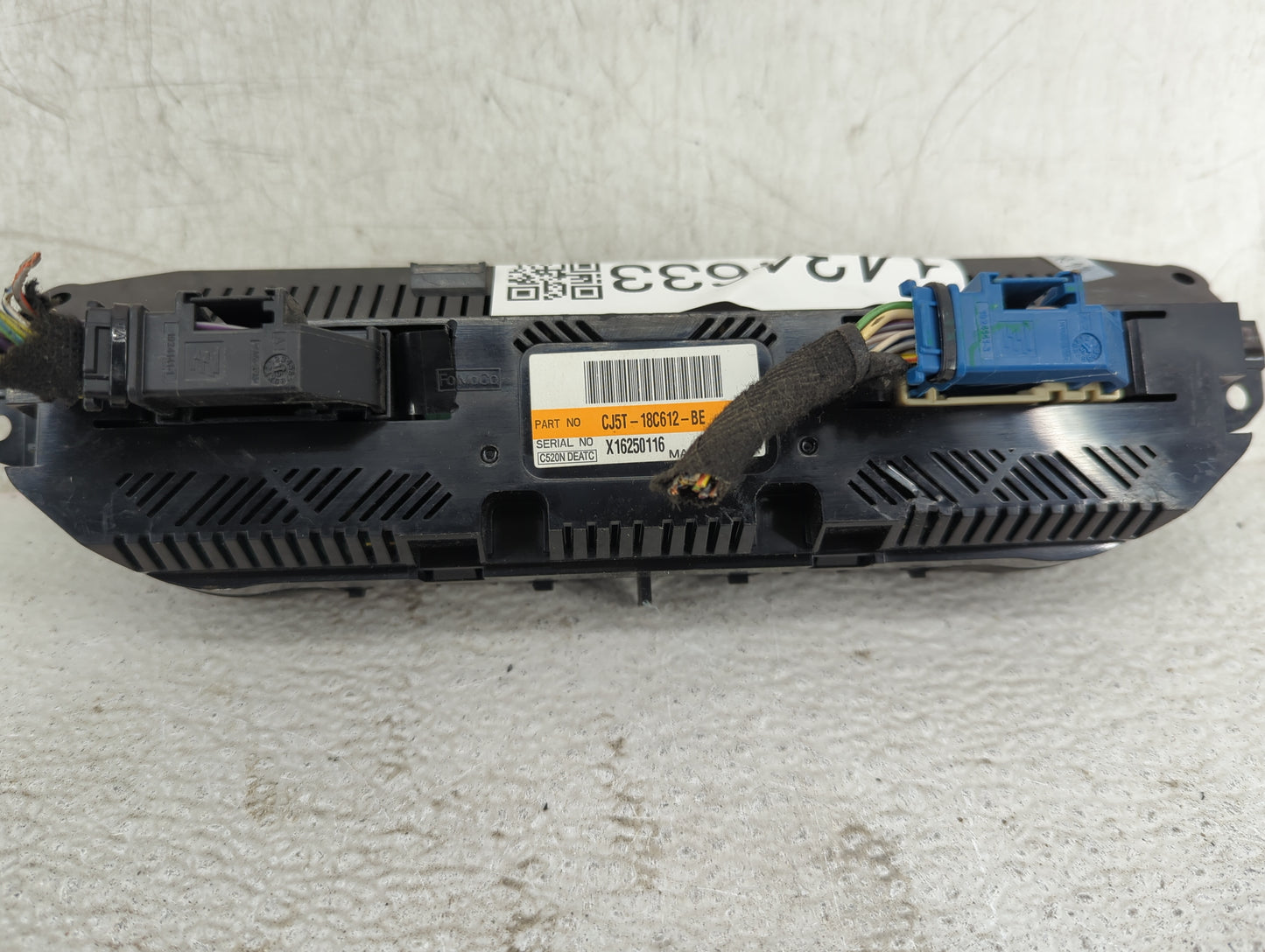 2015-2016 Ford Escape Climate Control Module Temperature AC/Heater Replacement P/N:CJ5T-18C612-BE Fits Fits 2015 2016 OEM Us