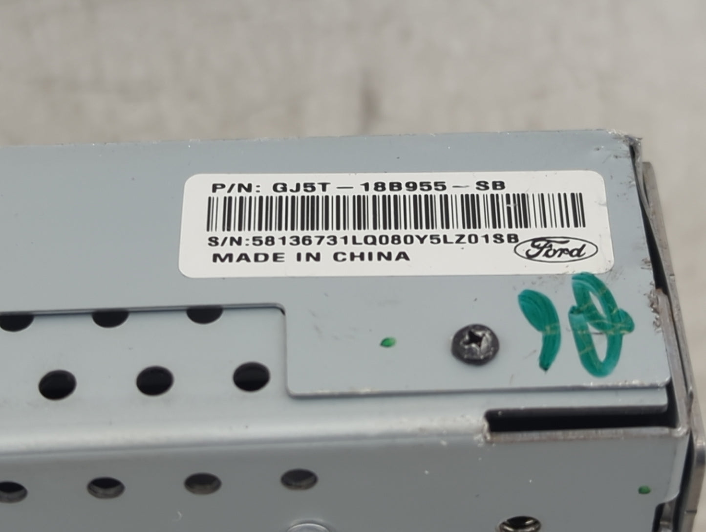 2016-2019 Ford Escape Information Display Screen - Oemusedautoparts1.com