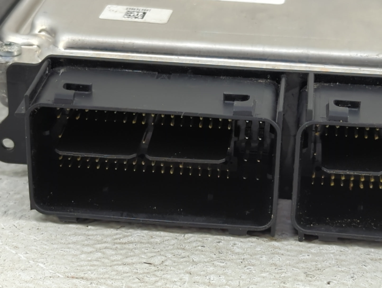 2015-2016 Ford Escape PCM Engine Control Computer ECU ECM PCU OEM P/N:FJ5A-12A650-UC FJ5A-12B684-BA Fits Fits 2015 2016 OEM 