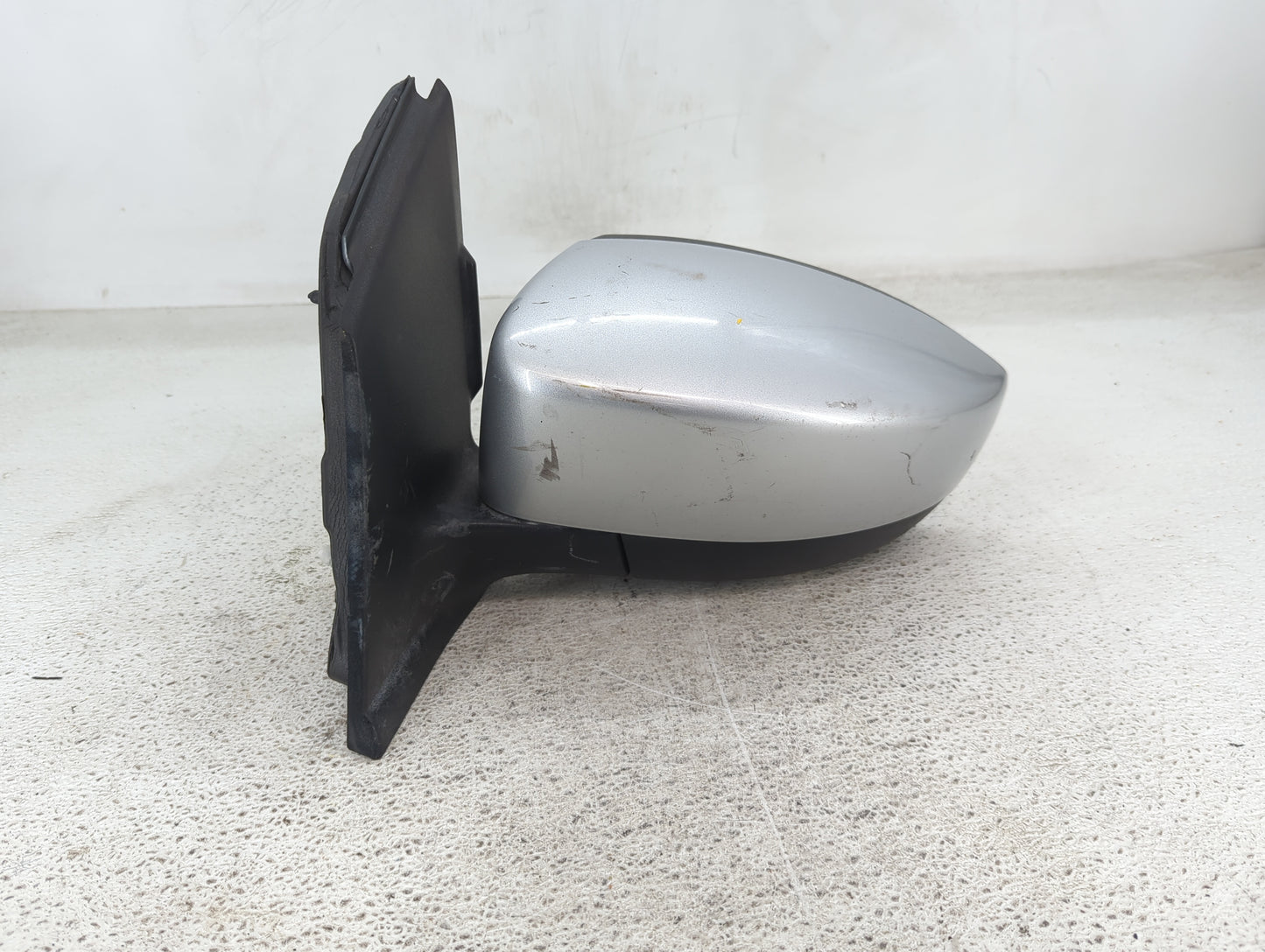 2013-2016 Ford Escape Driver Side View Mirror - Left Door Mirror OEM Used - Oemusedautoparts1.com