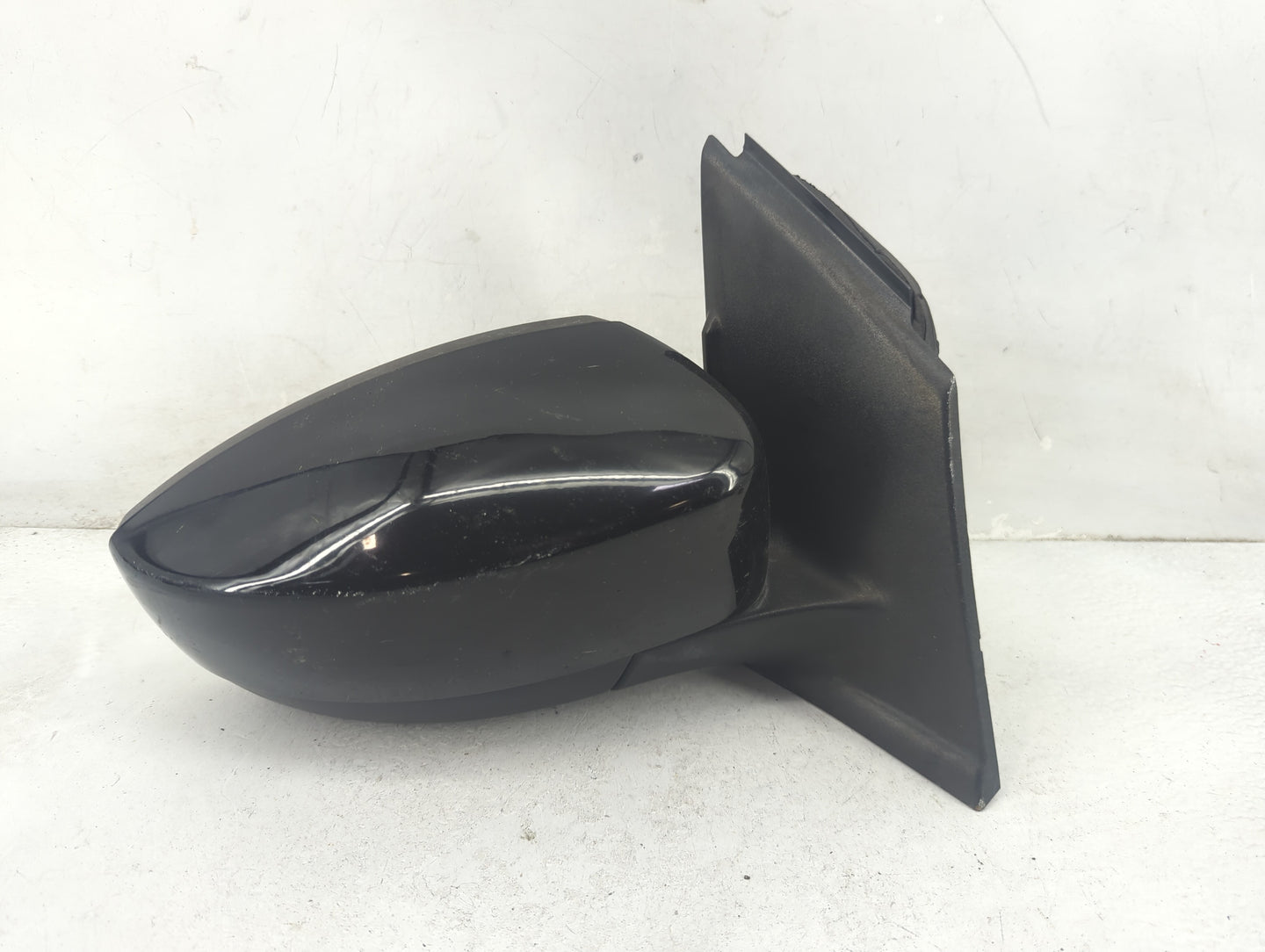 2013-2016 Ford Escape Passenger Side View Mirror - Right Door Mirror OEM Used - Oemusedautoparts1.com
