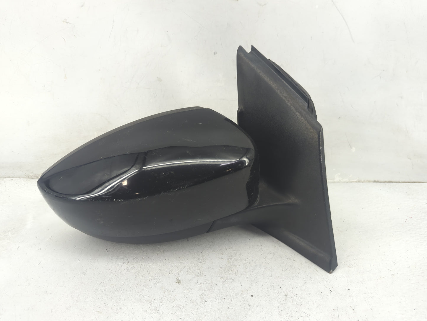 2013-2016 Ford Escape Passenger Side View Mirror - Right Door Mirror OEM Used - Oemusedautoparts1.com