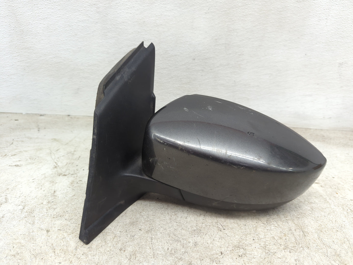 2013-2016 Ford Escape Driver Side View Mirror - Left Door Mirror OEM Used - Oemusedautoparts1.com