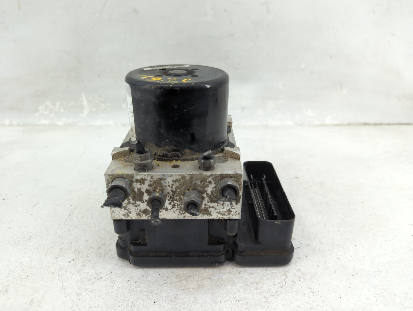 2016 Ford Escape ABS Pump Control Module Replacement P/N:CV61-2C405-AG Fits OEM Used Auto Parts - Oemusedautoparts1.com