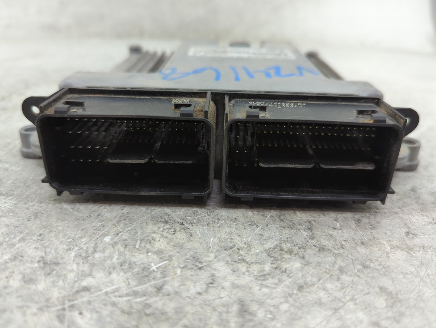 2015-2016 Ford Escape PCM Engine Control Computer ECU ECM PCU OEM P/N:FJ5A-12A650-UB FJ5A-12B684-BA Fits Fits 2015 2016 OEM 