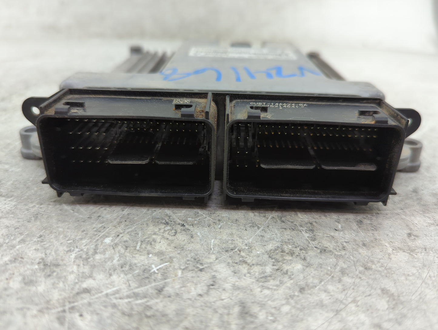 2015-2016 Ford Escape PCM Engine Control Computer ECU ECM PCU OEM P/N:FJ5A-12A650-UB FJ5A-12B684-BA Fits Fits 2015 2016 OEM 