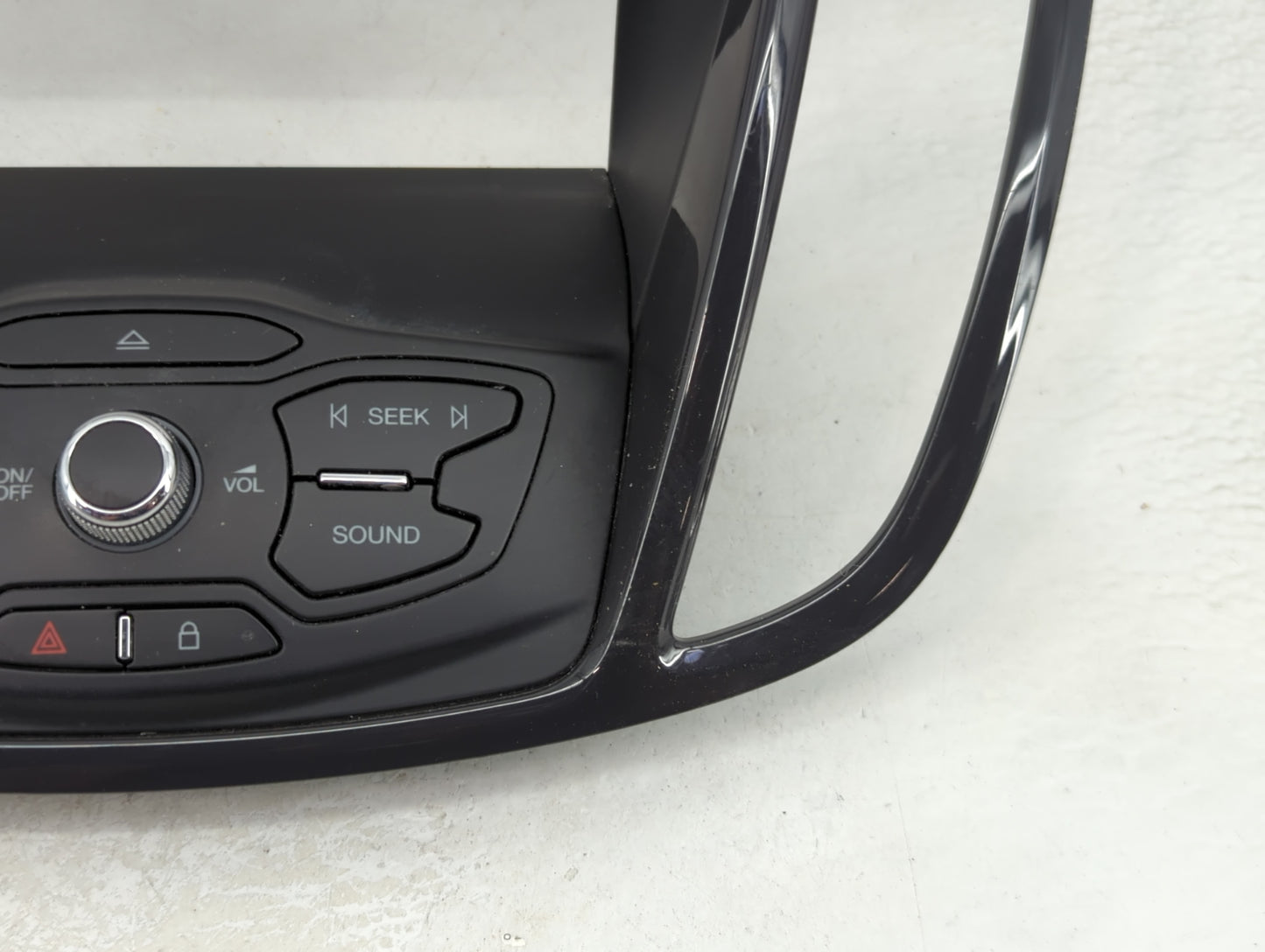 2016 Ford Escape Information Radio Display Screen Bezel Vents - Oemusedautoparts1.com
