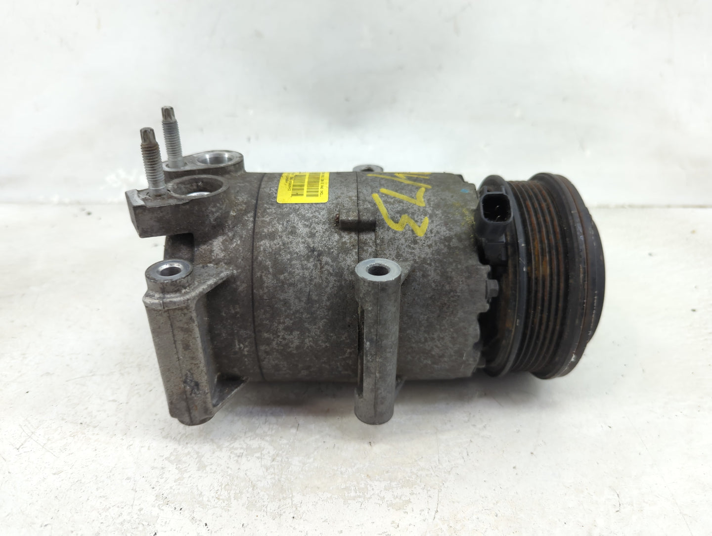 2013-2016 Ford Escape Air Conditioning A/c Ac Compressor Oem 1466924 - Oemusedautoparts1.com