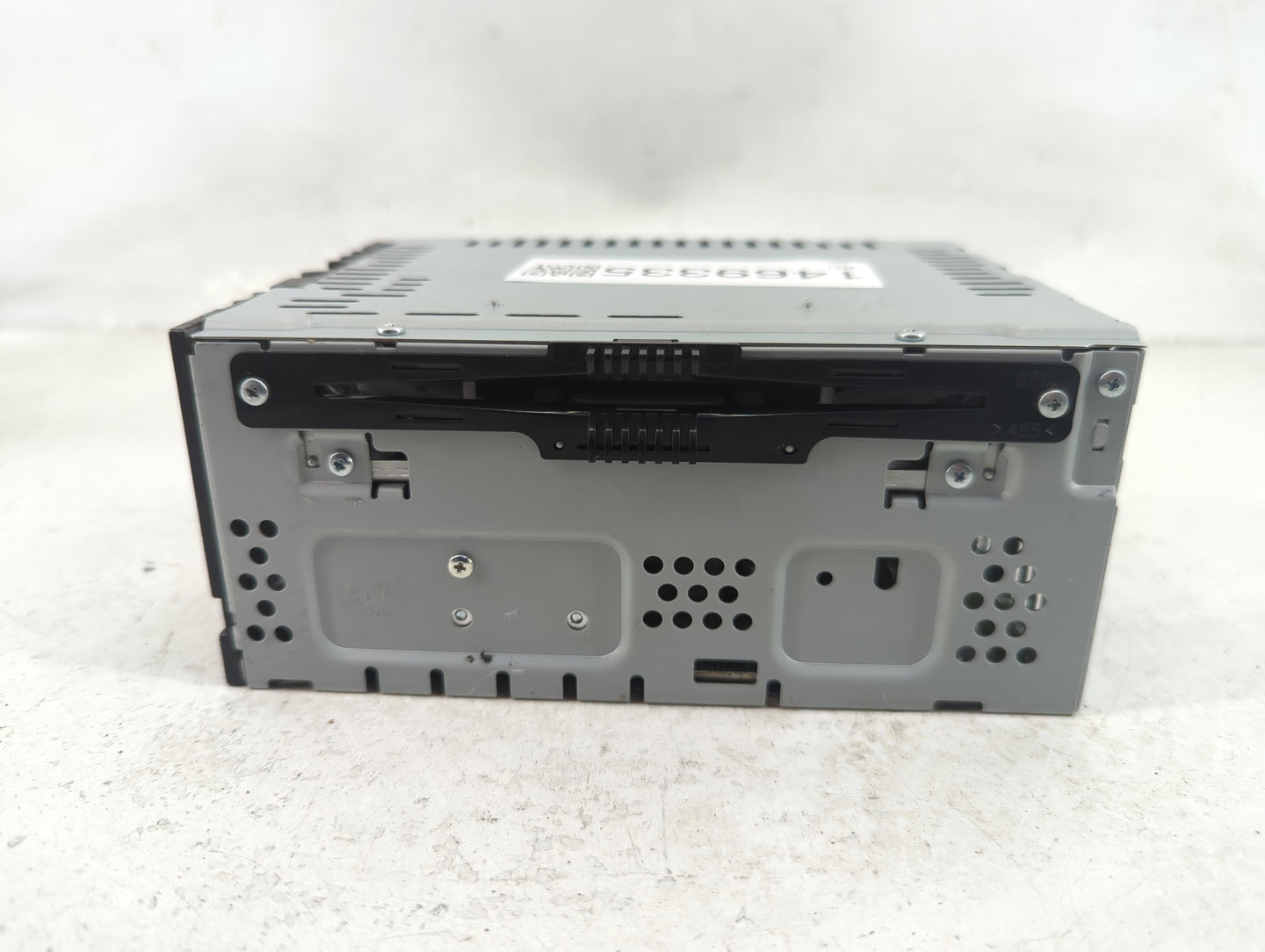 2015-2016 Ford Escape Radio AM FM Cd Player Receiver Replacement P/N:CQ-FJ12E2UMF Fits Fits 2015 2016 OEM Used Auto Parts - 